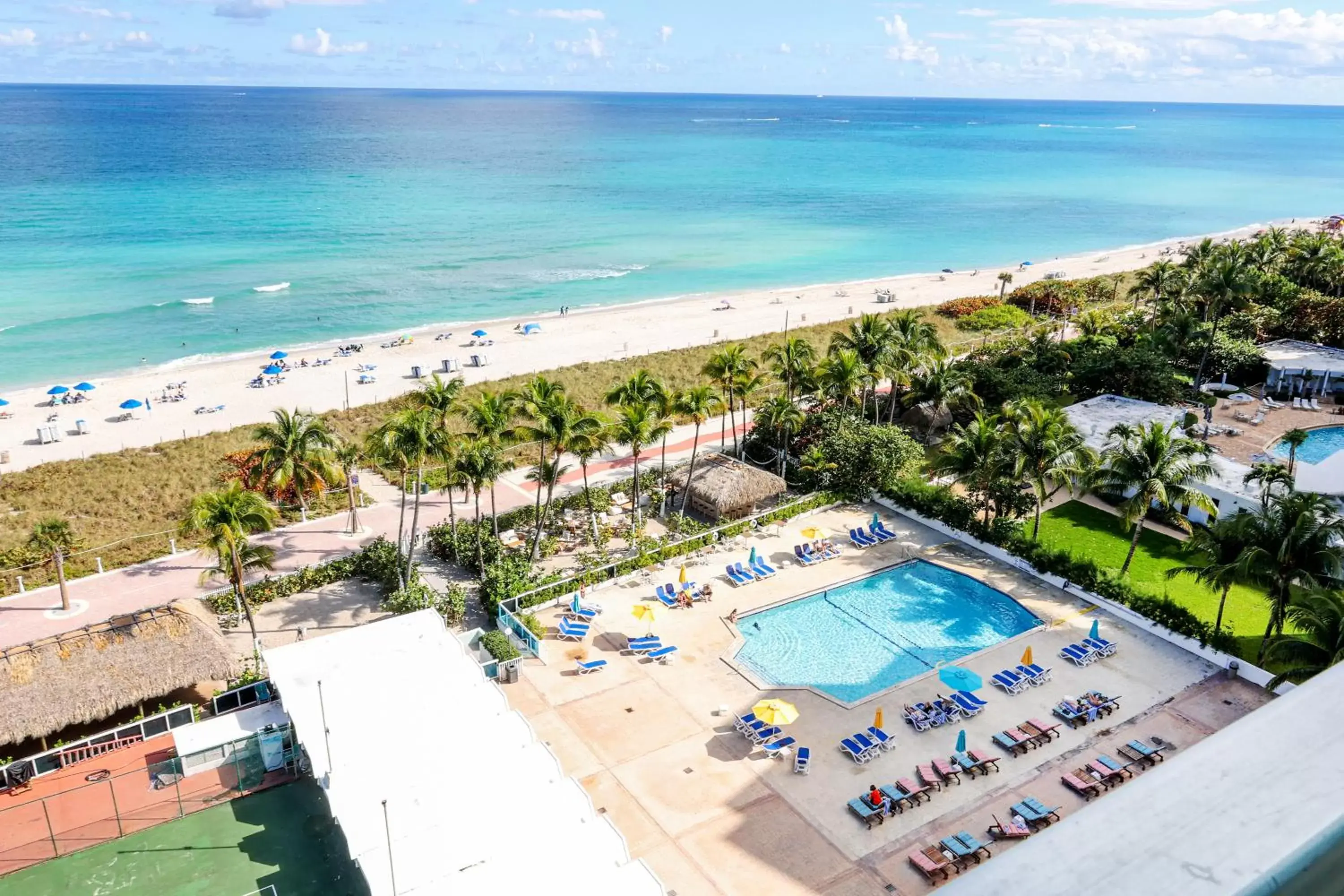 View (from property/room), Bird's-eye View in Seacoast Suites on Miami Beach