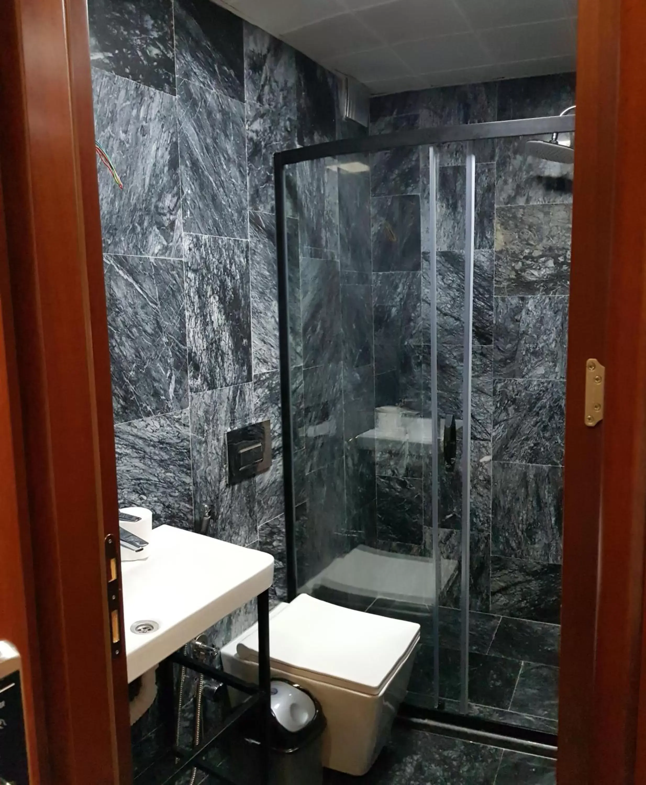 Shower, Bathroom in Basilissis Hotel