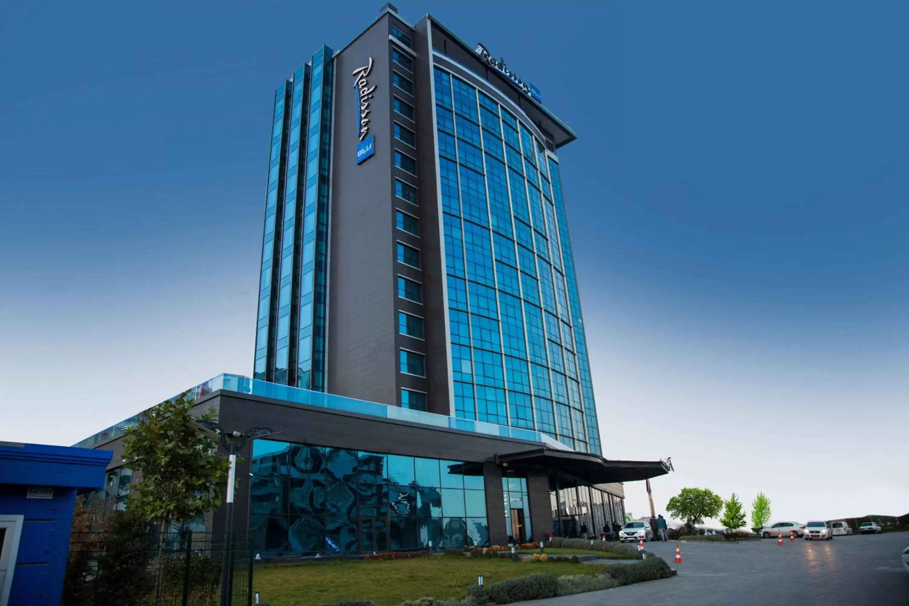 Facade/entrance, Property Building in Radisson Blu Hotel, Diyarbakir