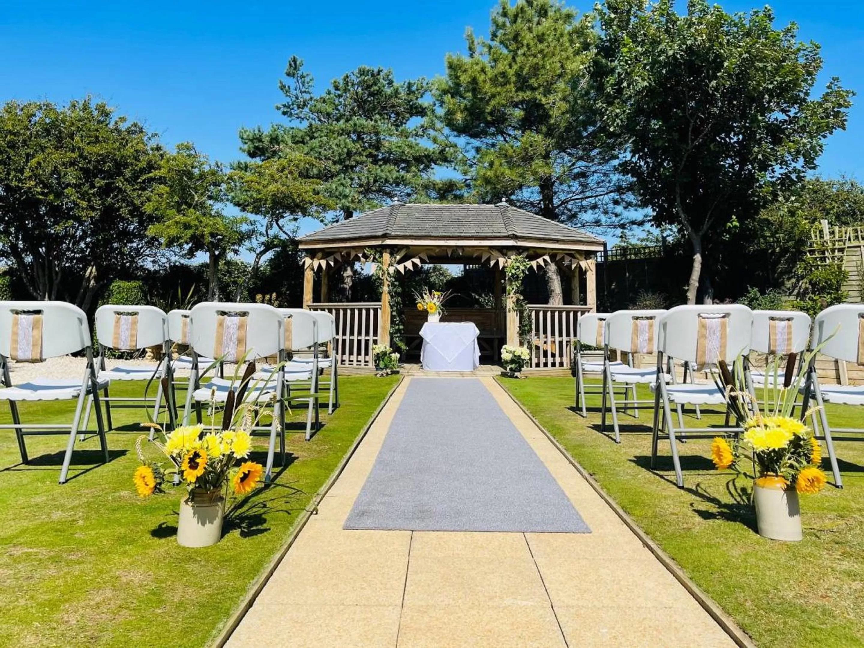 wedding in North Shore Hotel