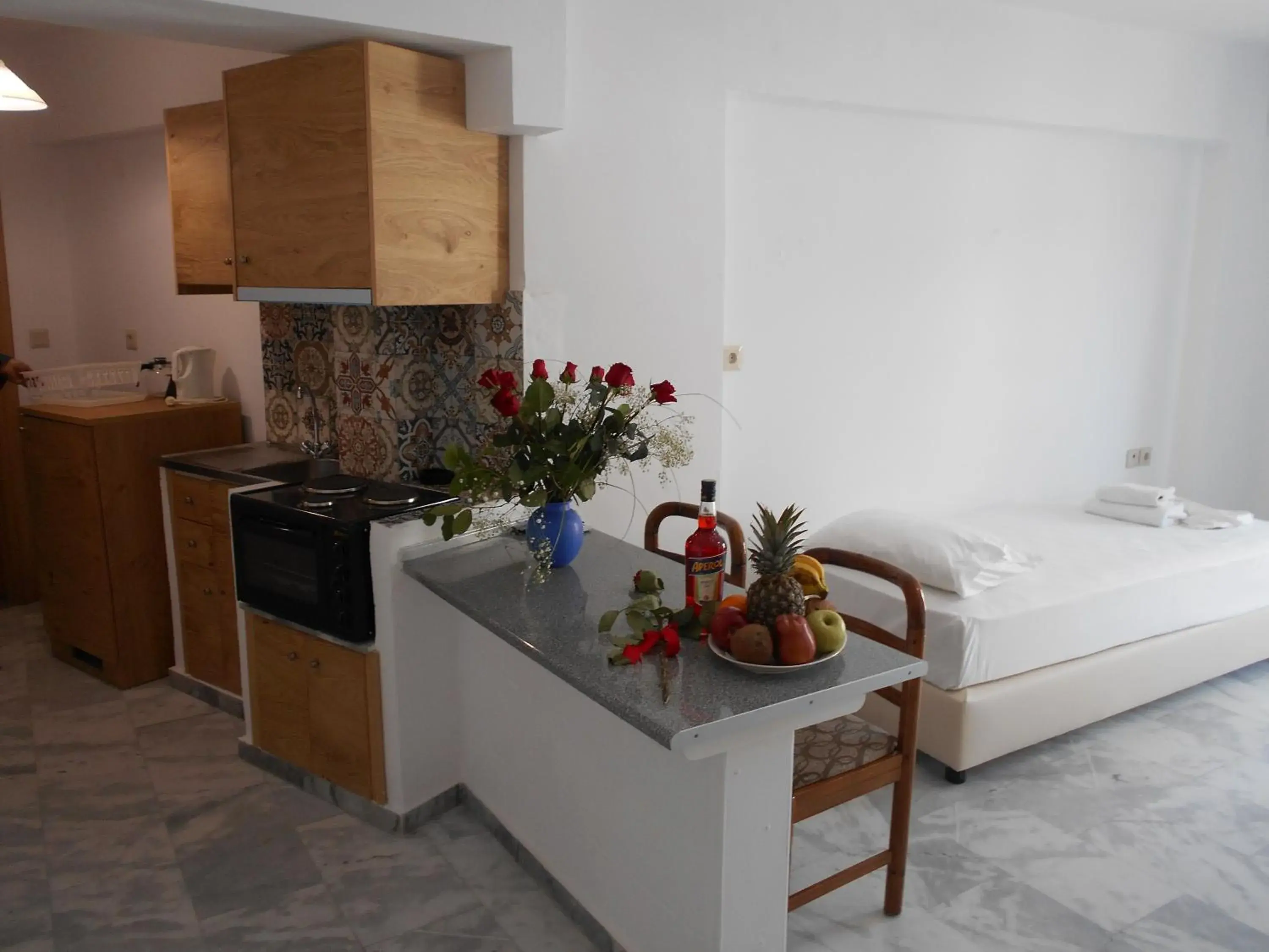 Kitchen or kitchenette, Kitchen/Kitchenette in Artemis Hotel Apartments