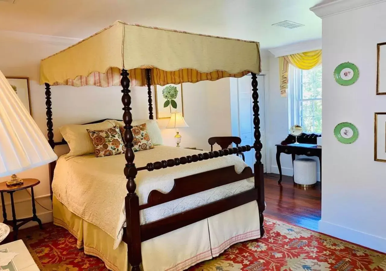 Bedroom, Bed in Linden - A Historic Bed and Breakfast