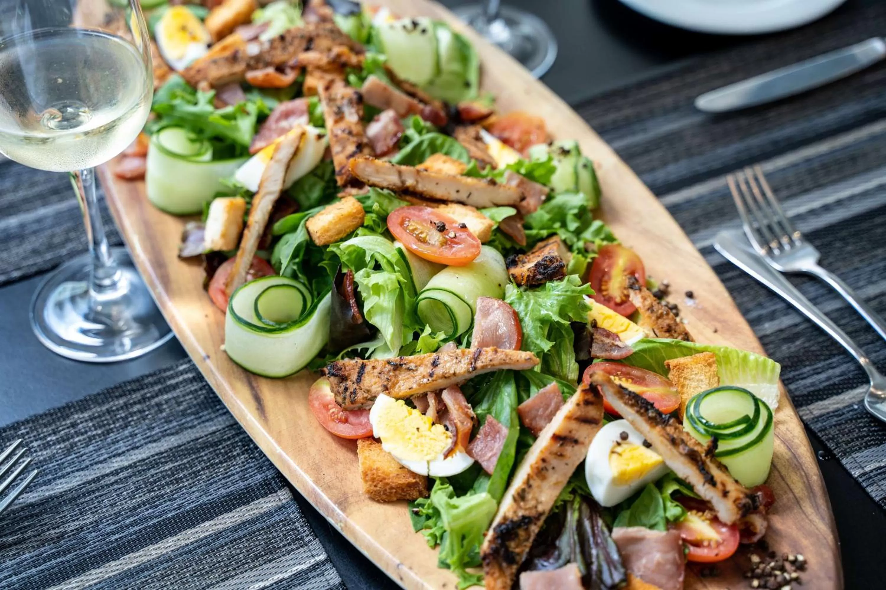 Dining area in Hilton Garden Inn Mbabane