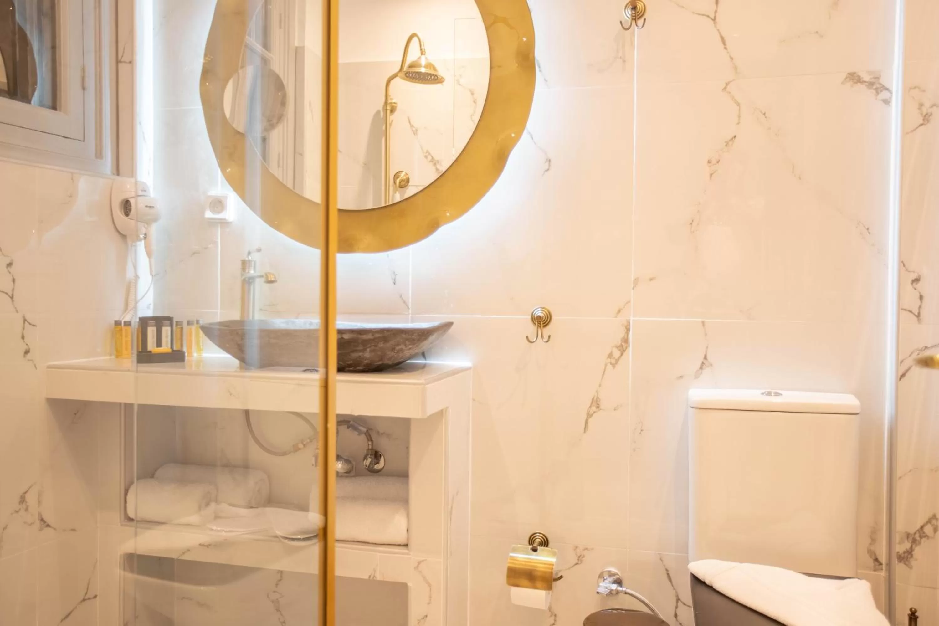 Bathroom in Pandrosos Divine Suites