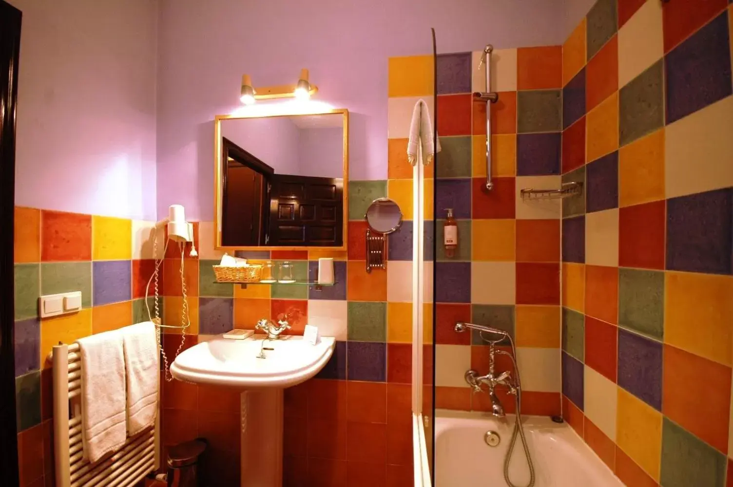 Bathroom in Hotel Casa de los Azulejos