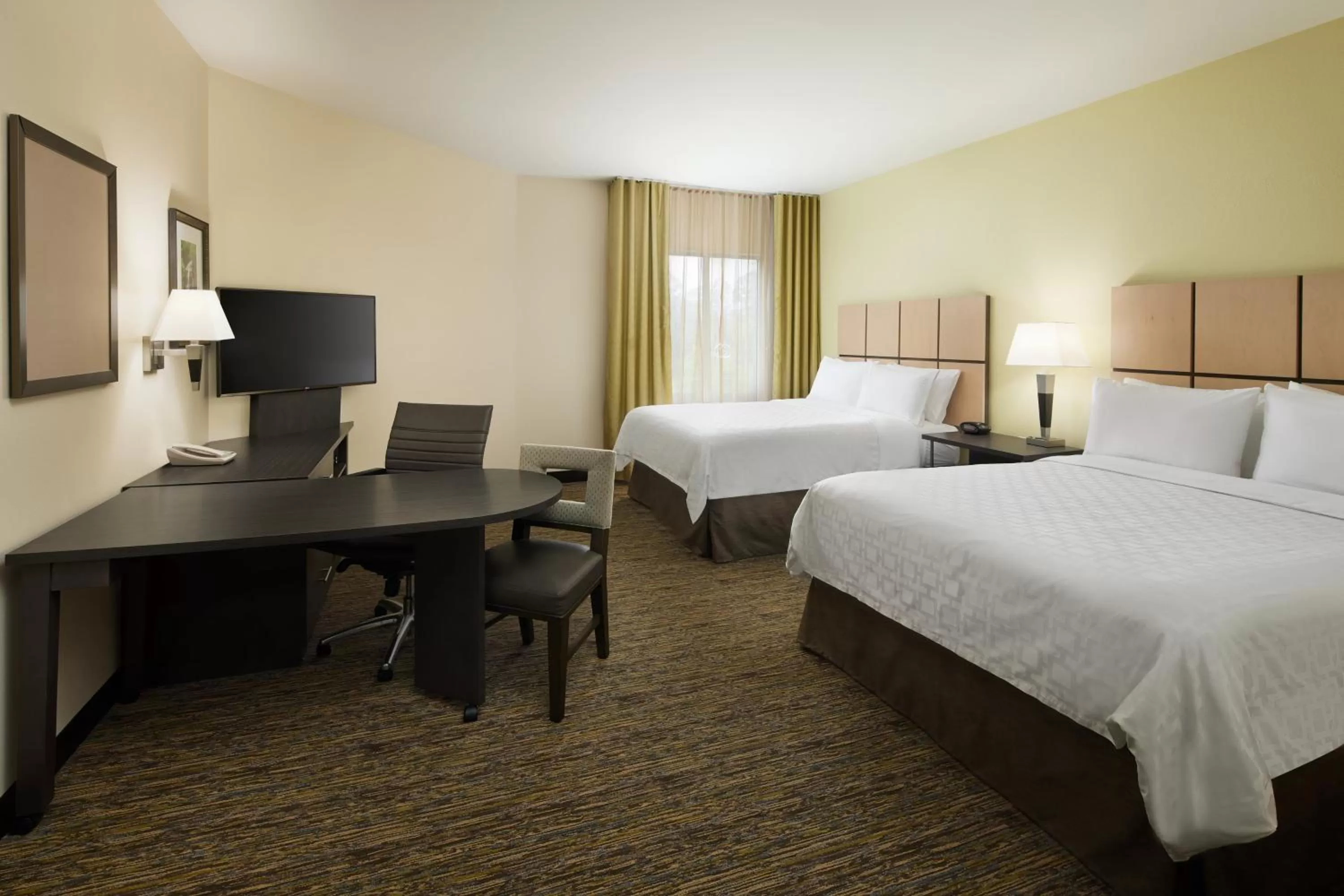 Photo of the whole room, Bed in Candlewood Suites Valdosta Mall by IHG