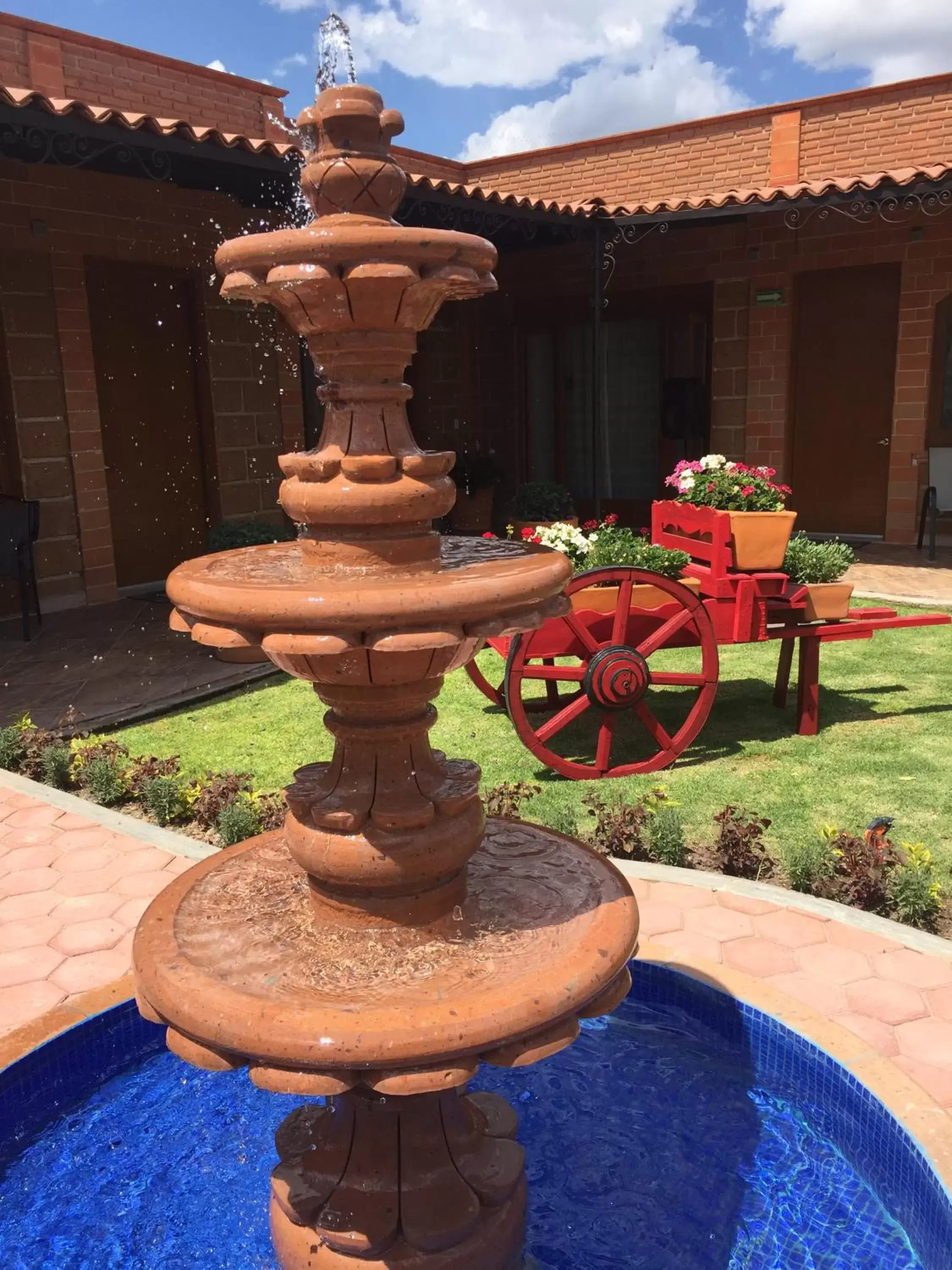 Garden, Swimming Pool in Hotel Boutique La Herencia