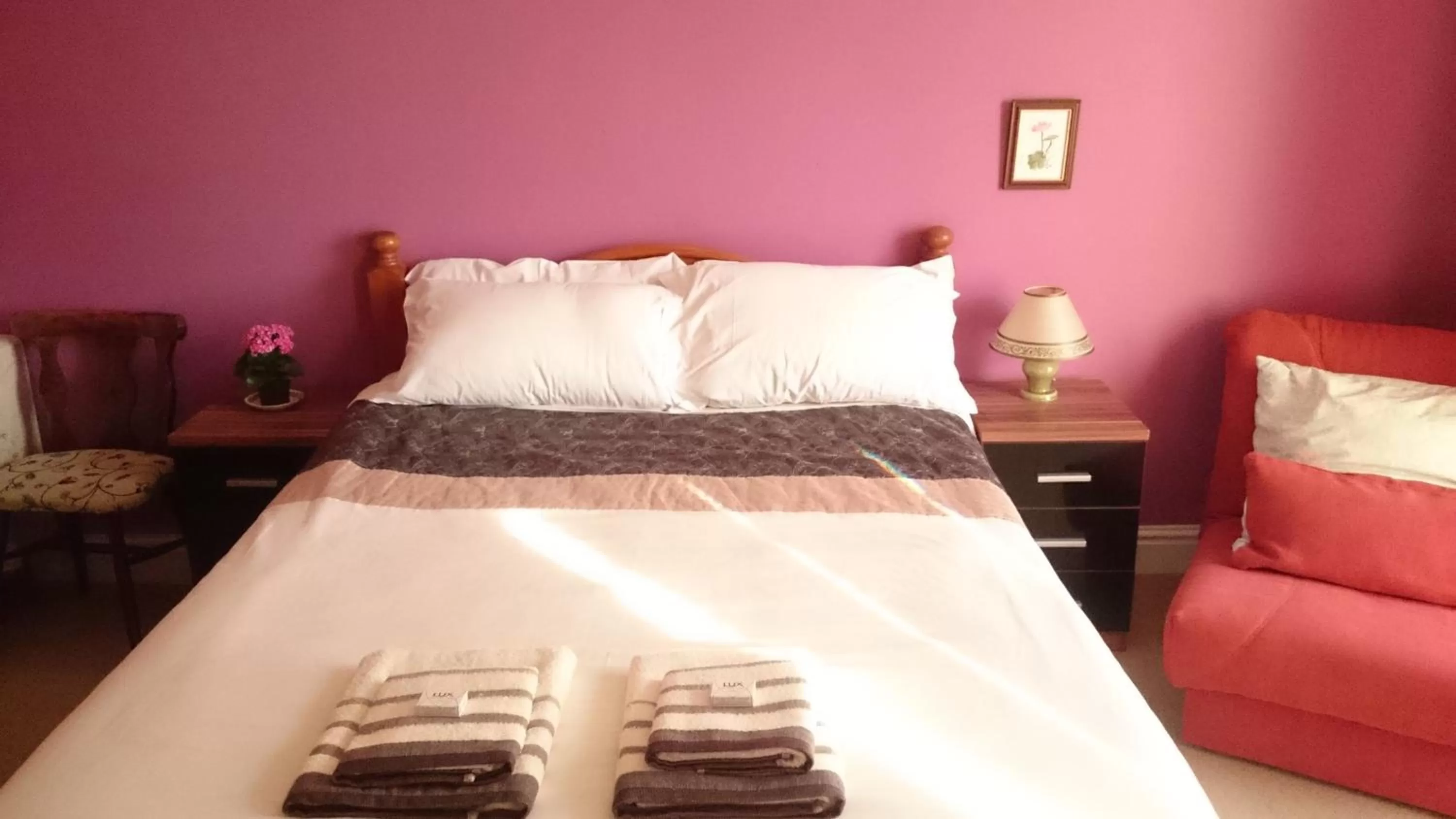 Bedroom, Bed in Bankside Bed & Breakfast