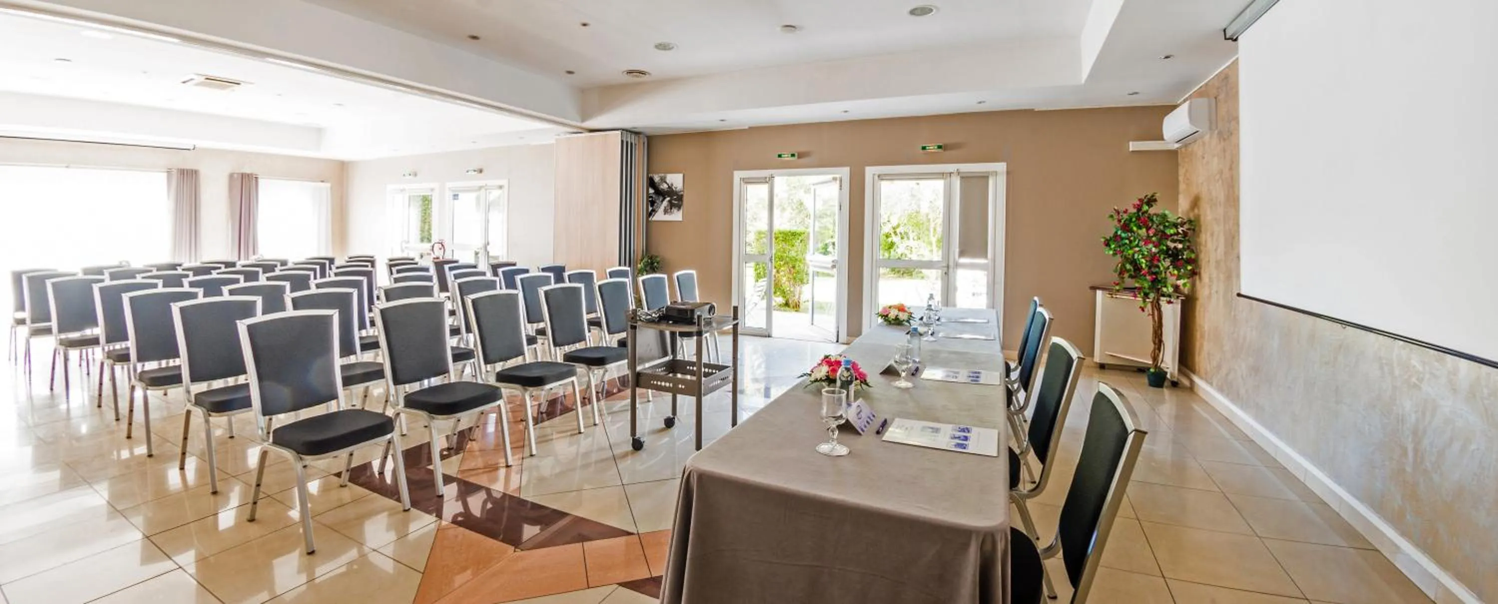 Banquet/Function facilities in Hôtel Ariane