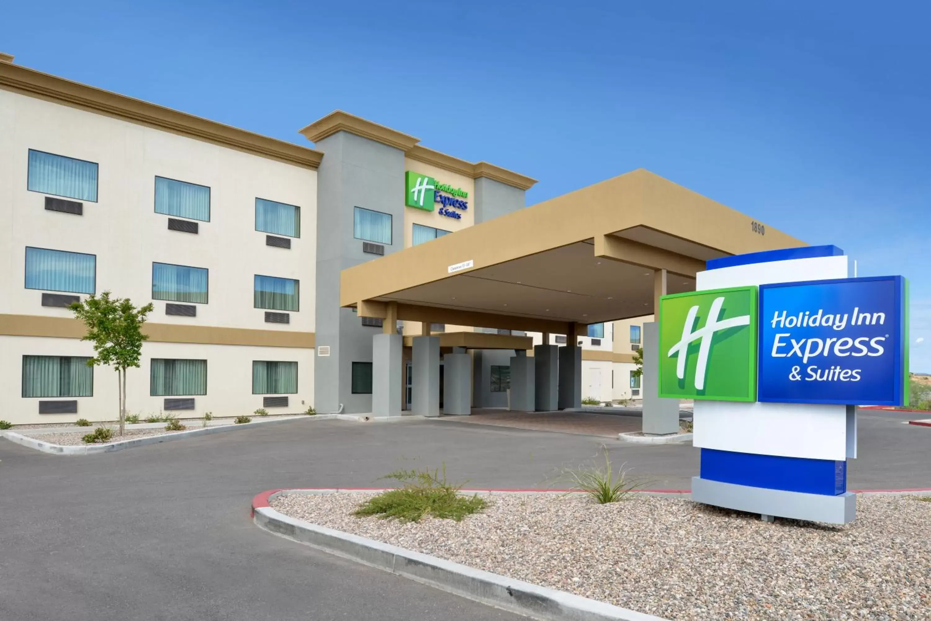 Property Building in Holiday Inn Express & Suites Globe, an IHG Hotel