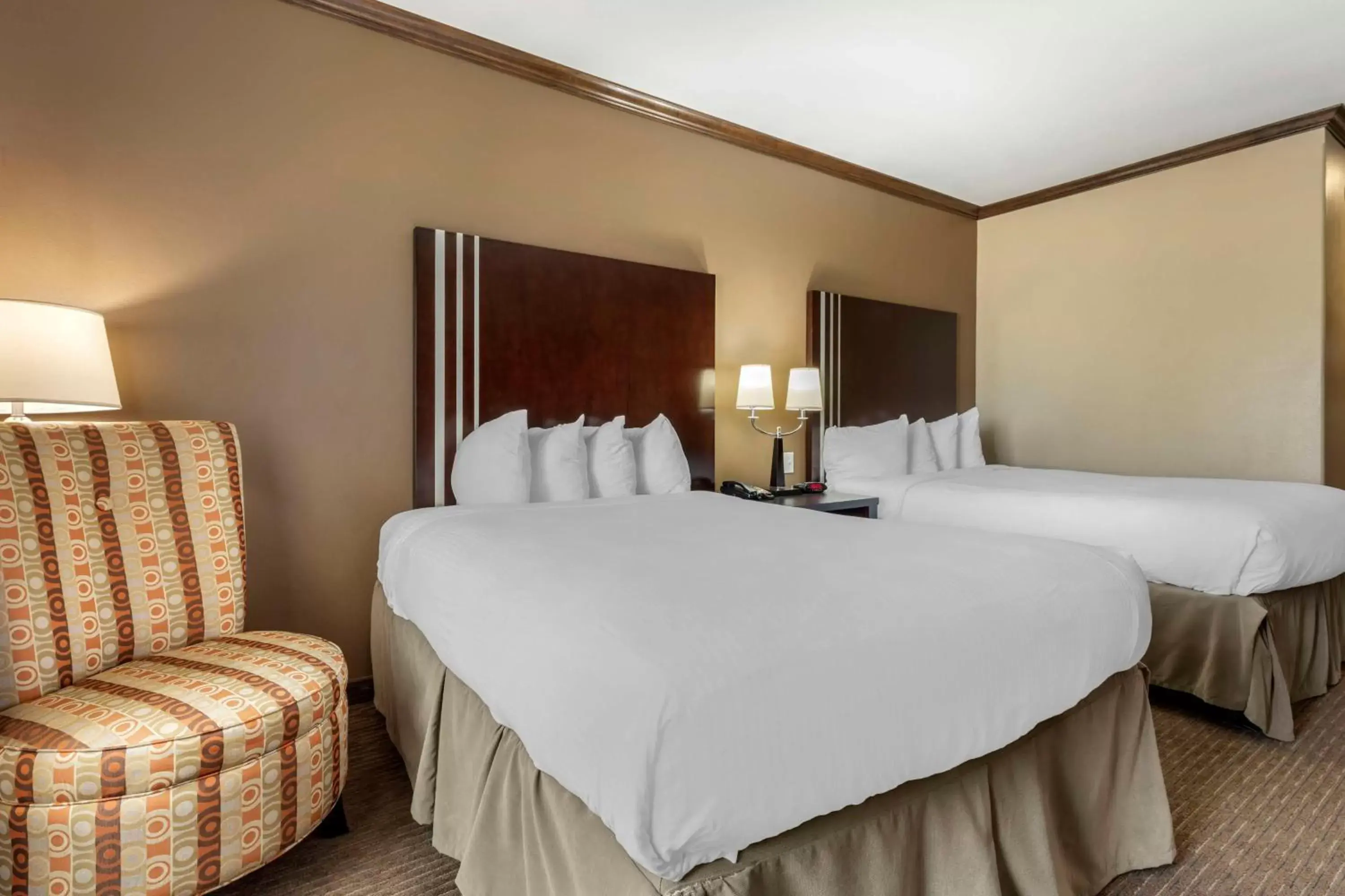 Bedroom, Bed in Best Western Plus Texoma Hotel & Suites Bedroom, Bed in Best Western Plus Texoma Hotel & Suites