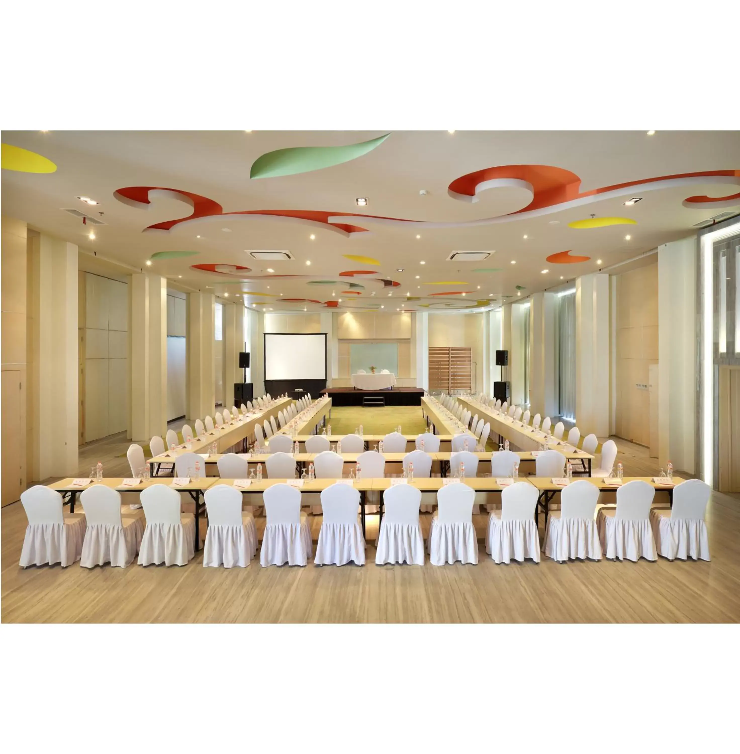 Banquet/Function facilities, Banquet Facilities in HARRIS Hotel & Residences Sunset Road