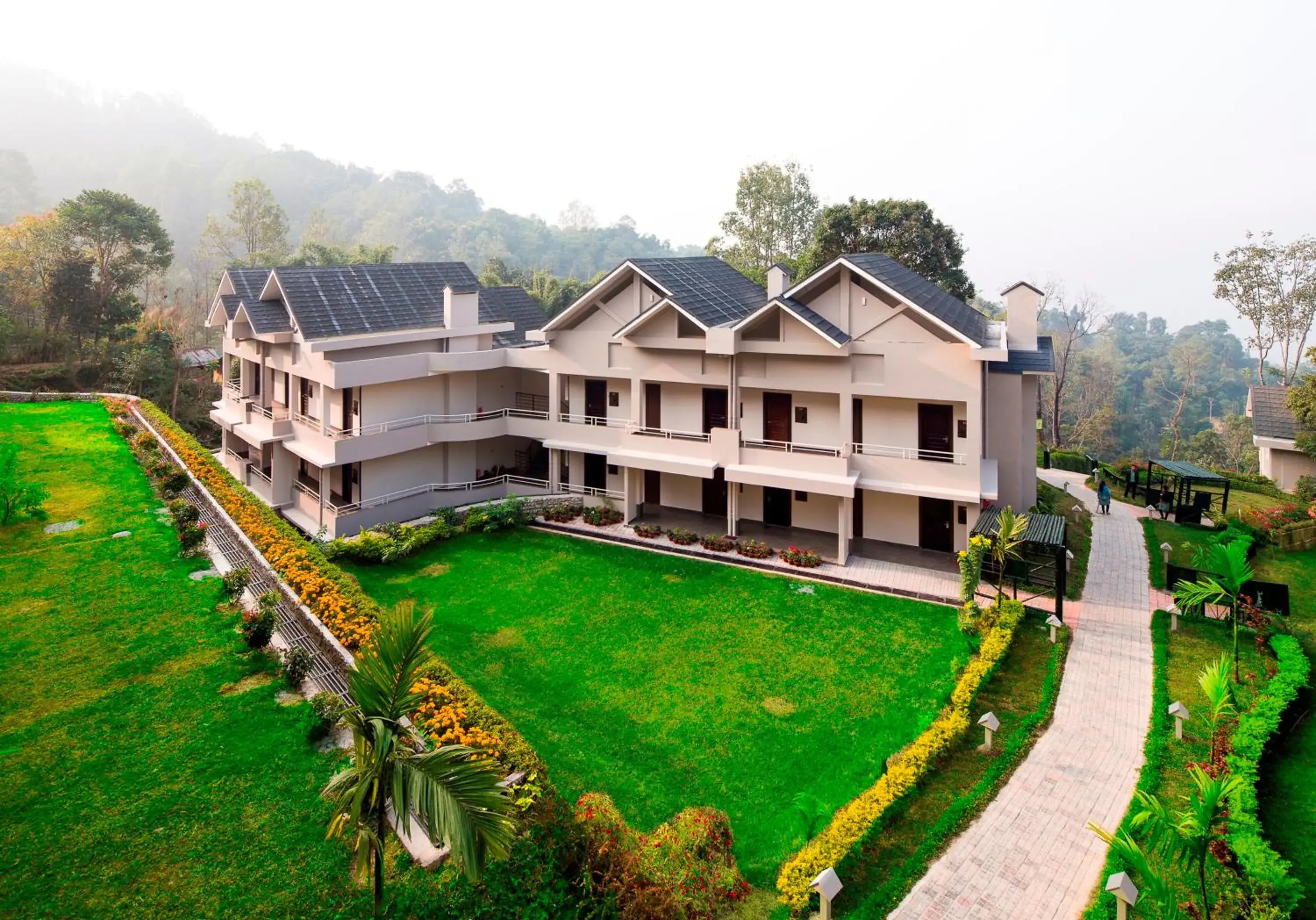 Garden, Property Building in Hotel Sinclairs Retreat Kalimpong