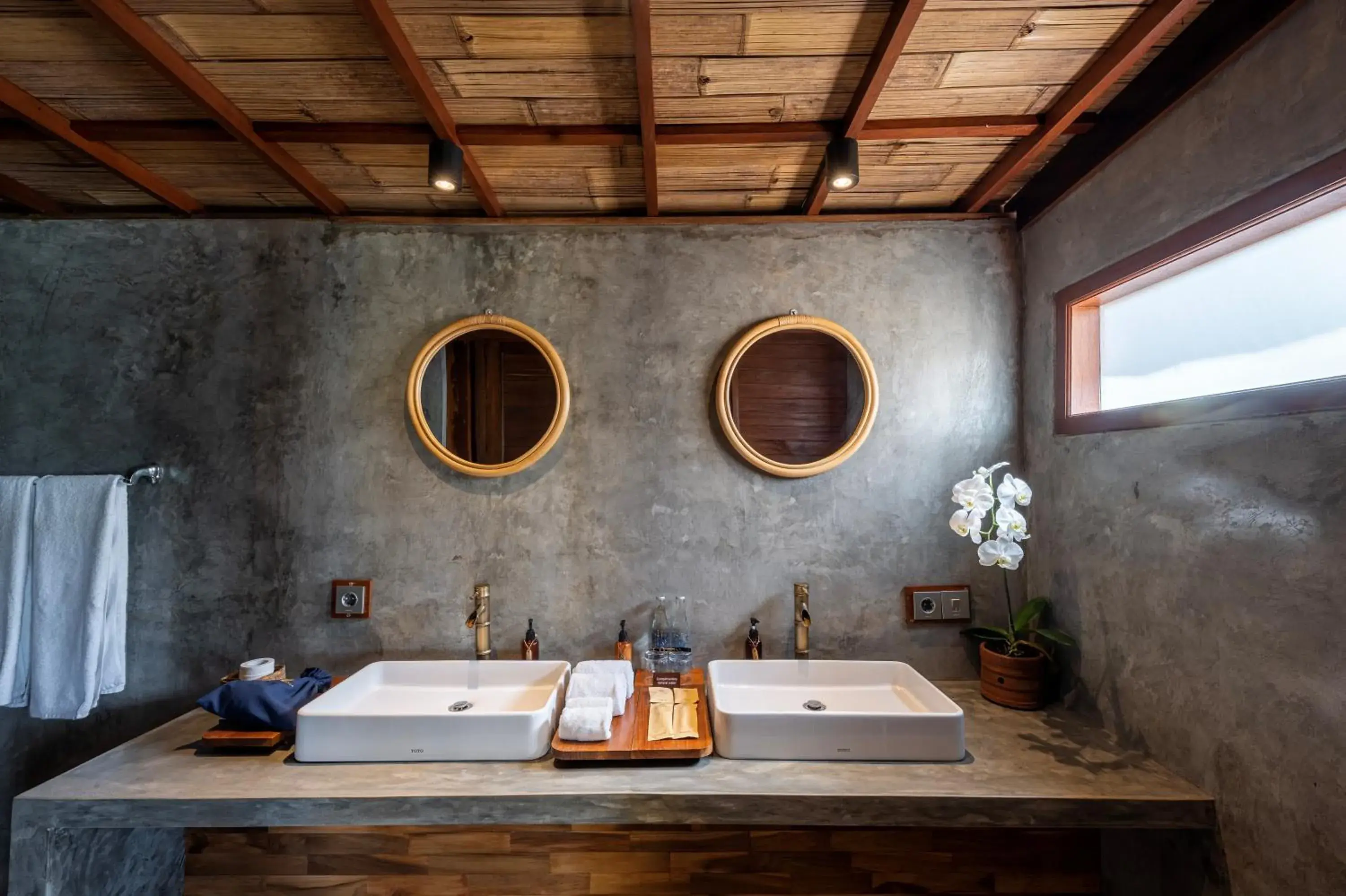 Bathroom in Beehouse Dijiwa Ubud