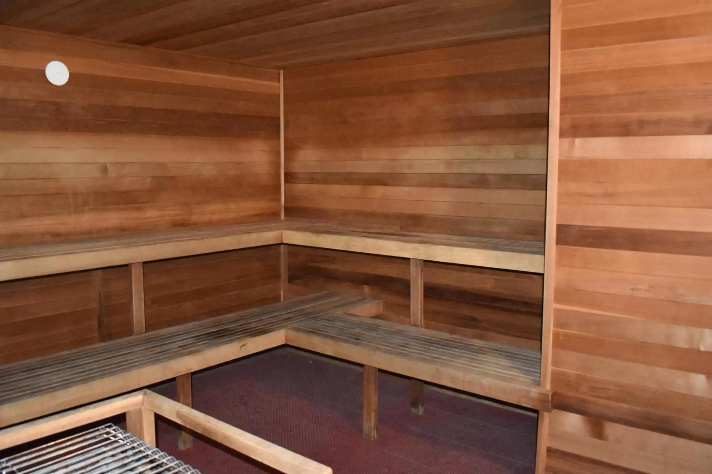 Sauna in Americas Best Value Inn Manteca