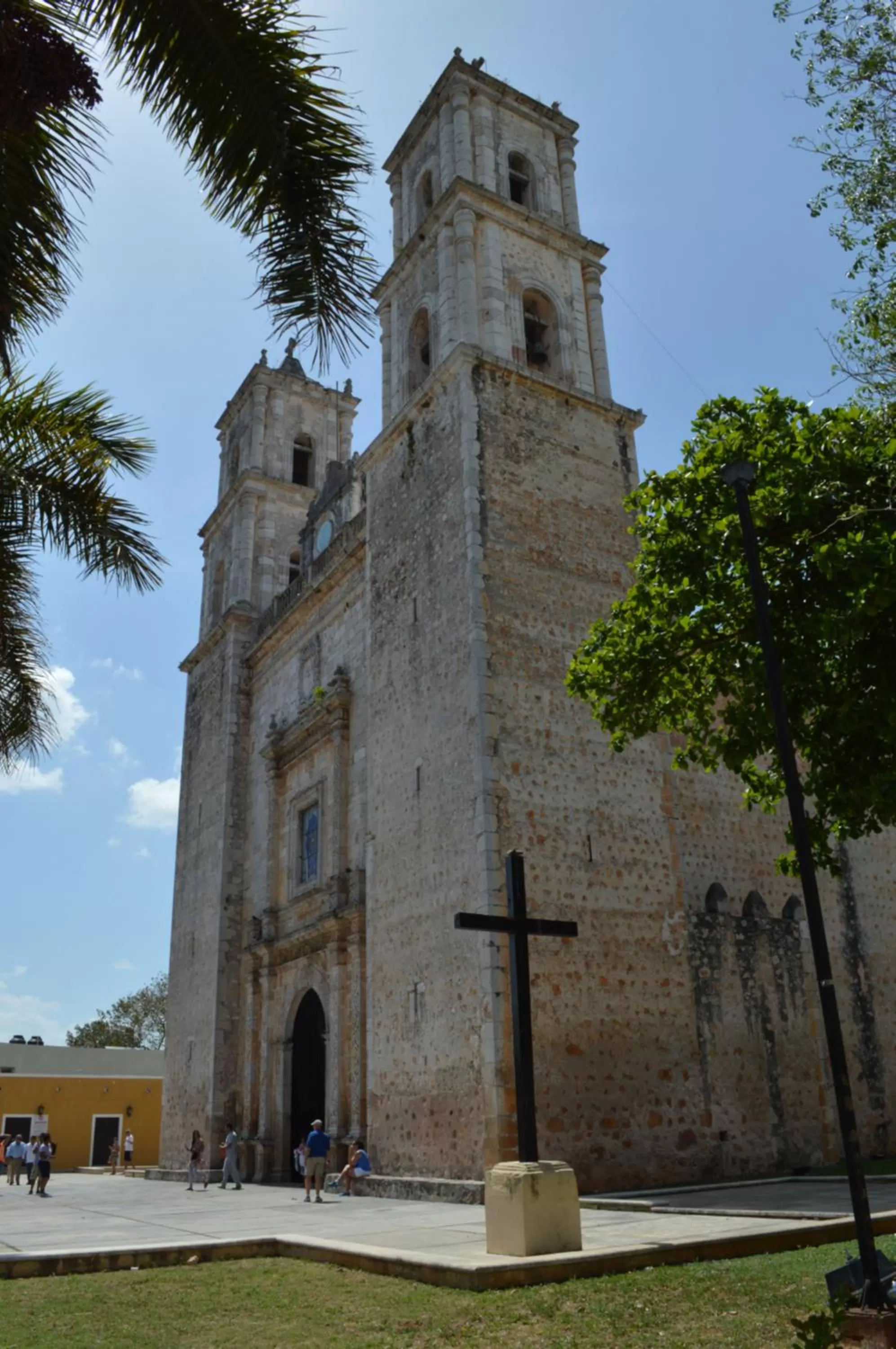 Property Building in Hotel San Clemente