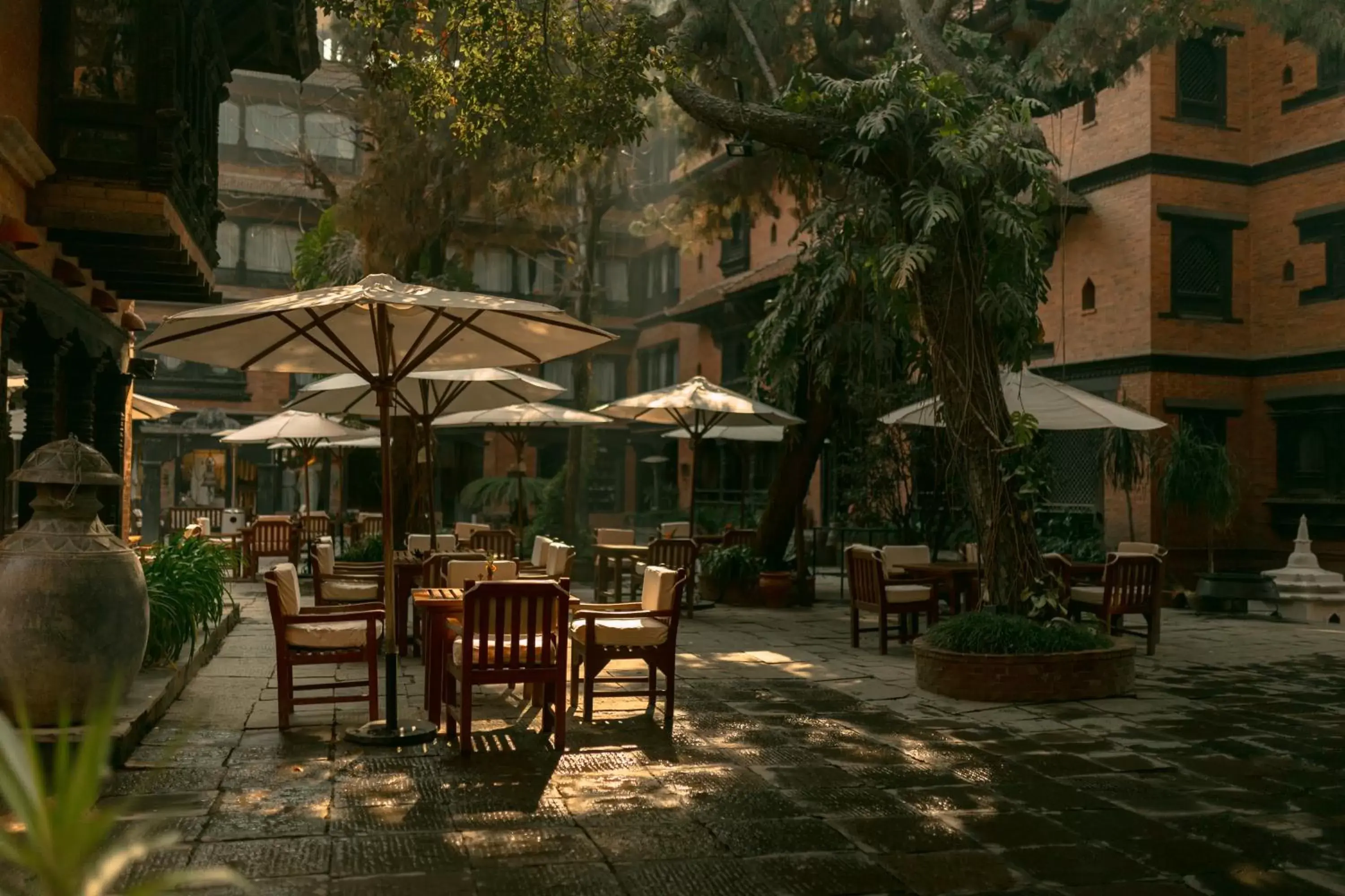 Inner courtyard view, Restaurant/Places to Eat in The Dwarika's Hotel