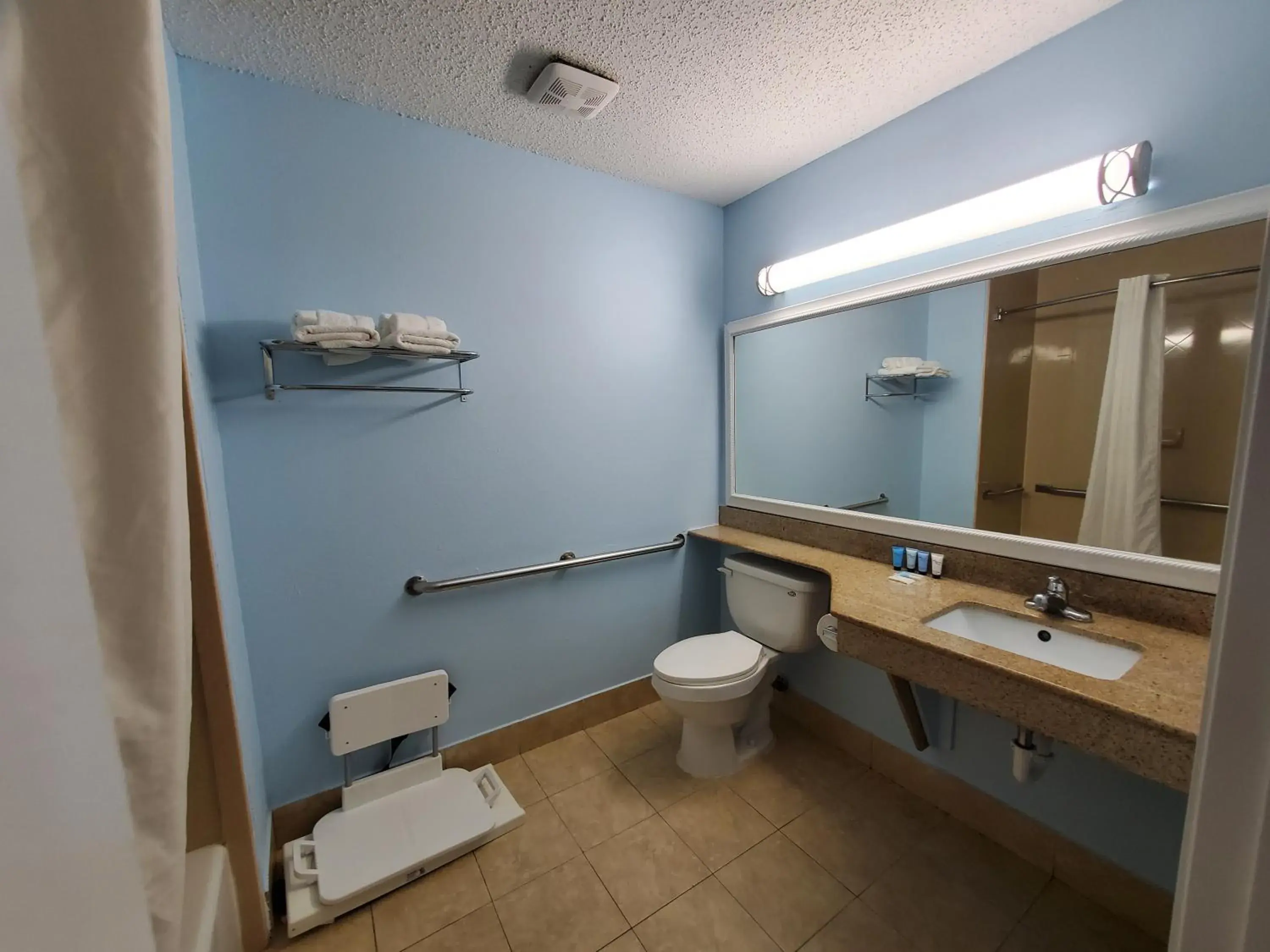 Bathroom in Coastal Inn & Suites