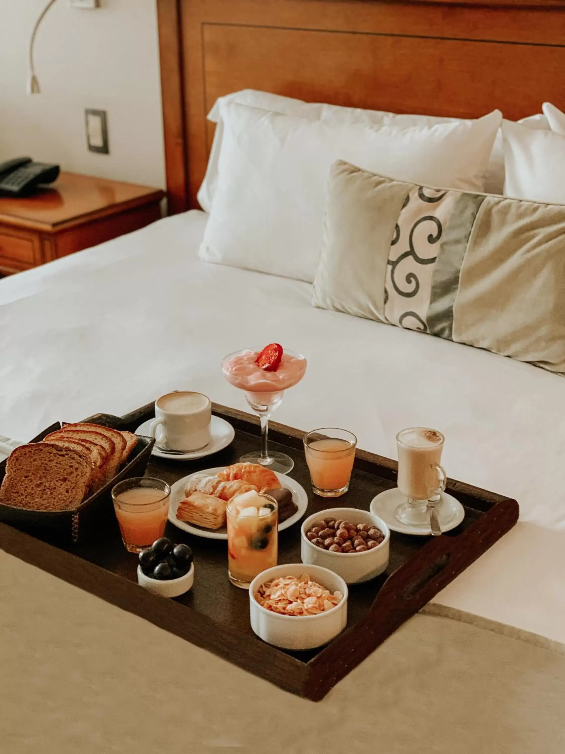 Bed, Breakfast in Blank Hotel Recoleta