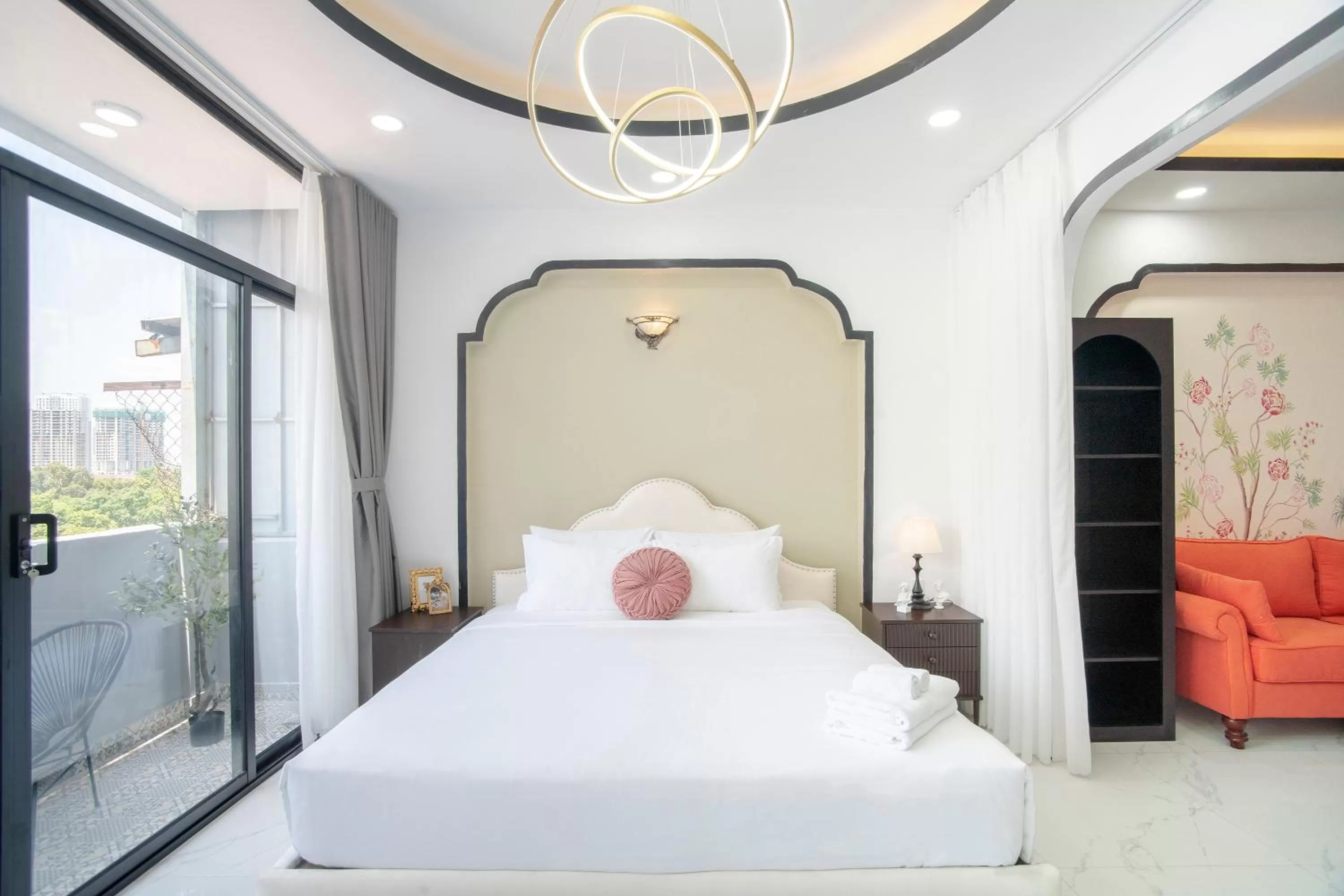 Bed in SAZI BEN THANH Hotel HCM