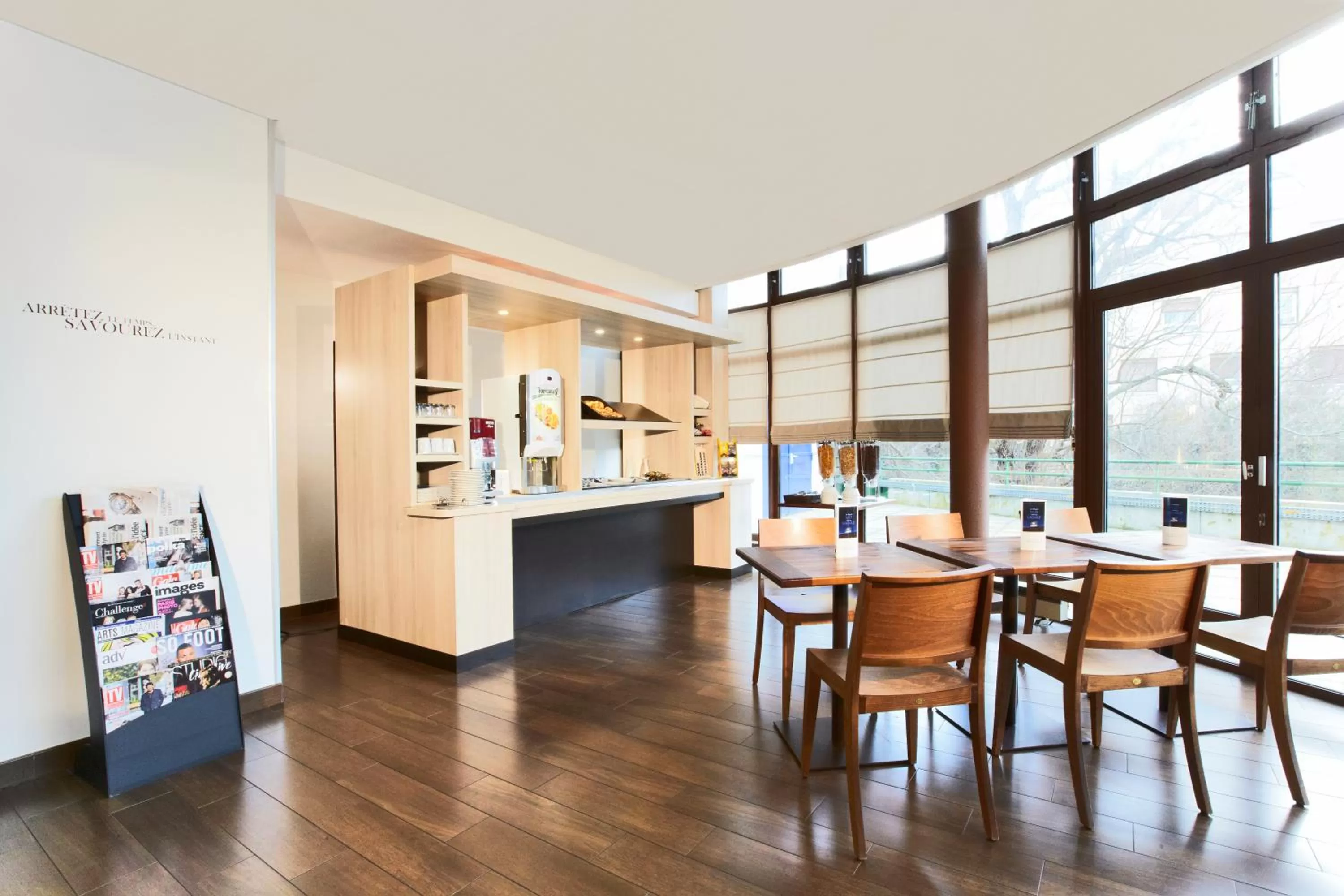 Restaurant/places to eat in Kyriad Viry-Chatillon