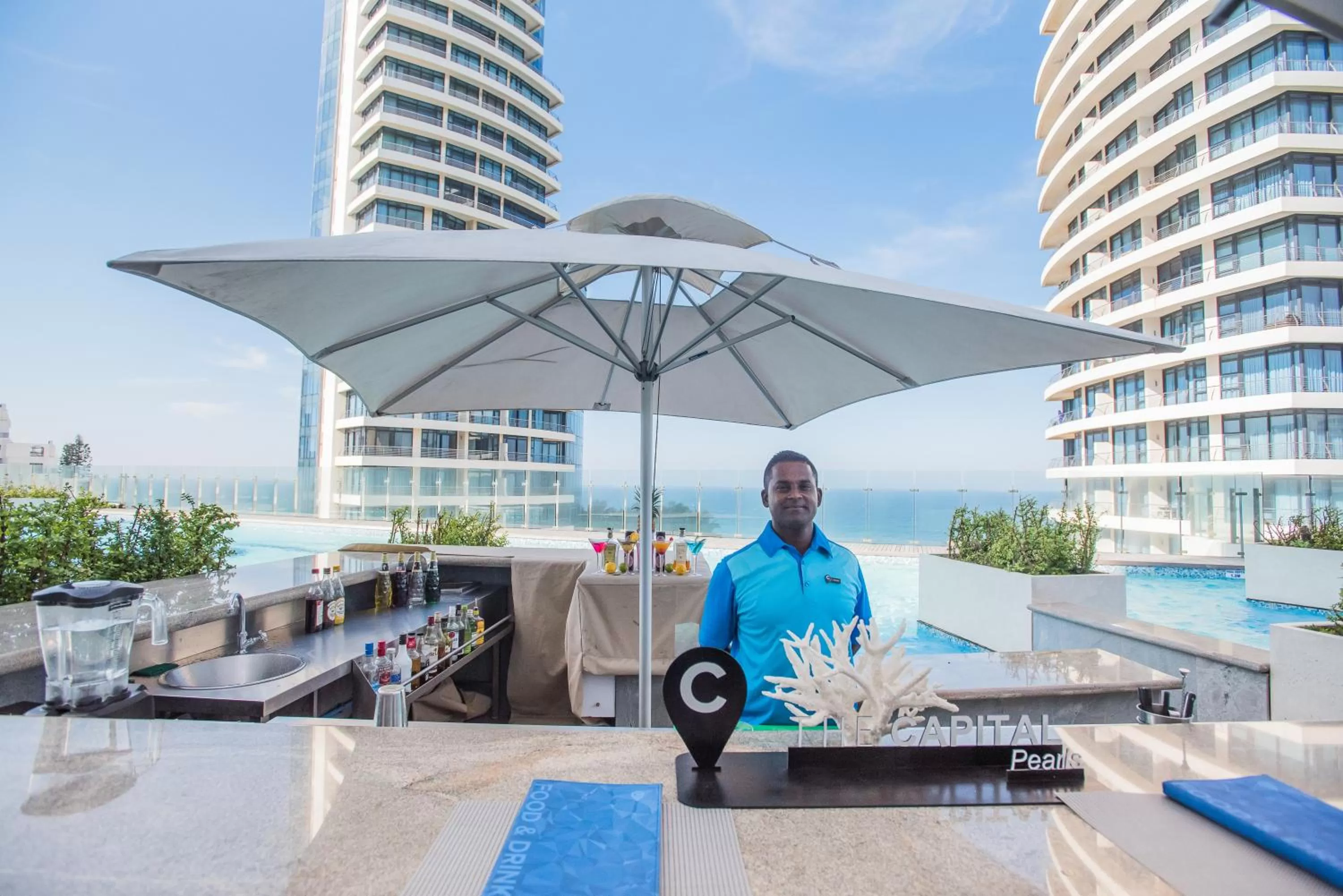 Lounge or bar in The Capital Pearls Hotel