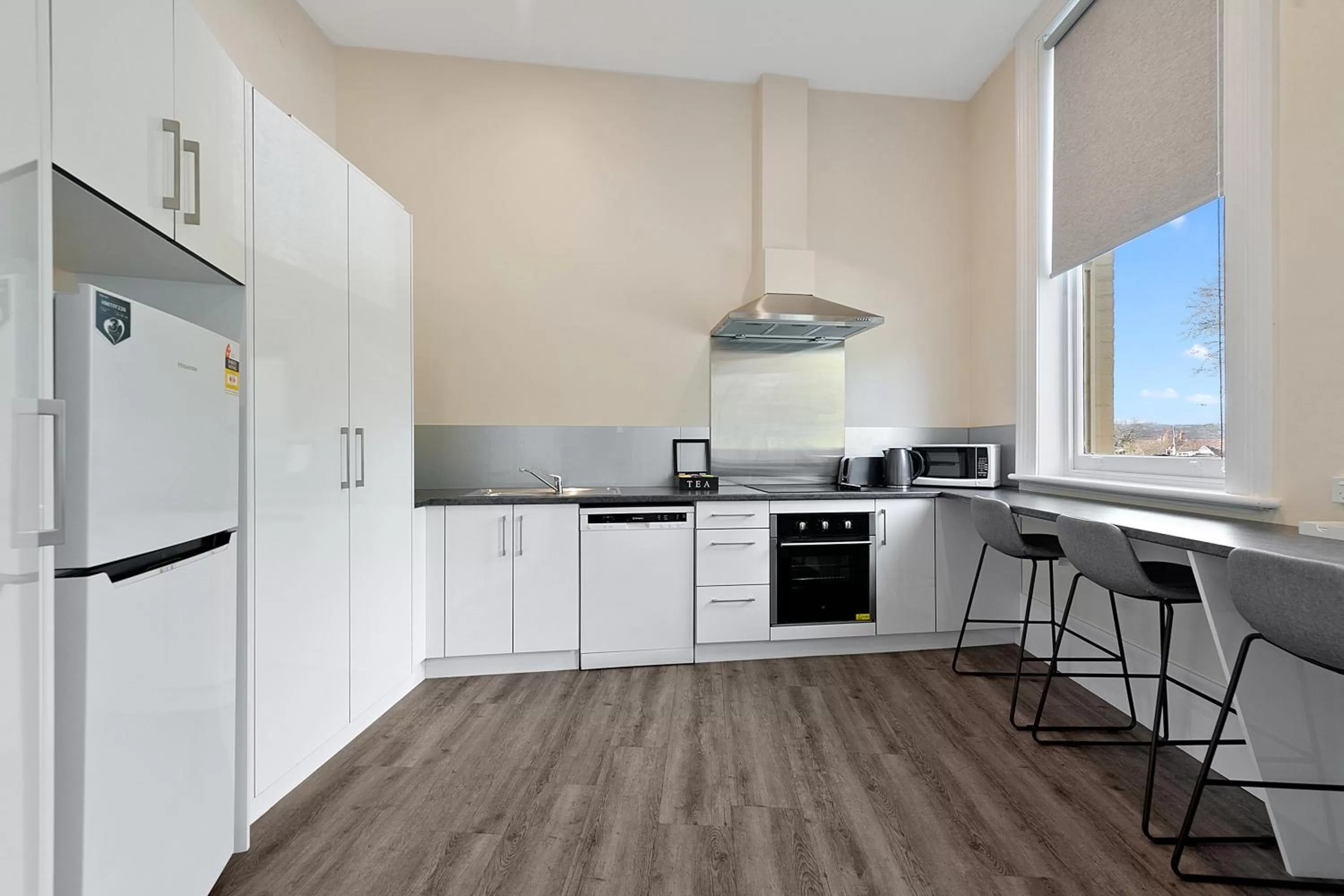 Kitchen or kitchenette in Waratah On York