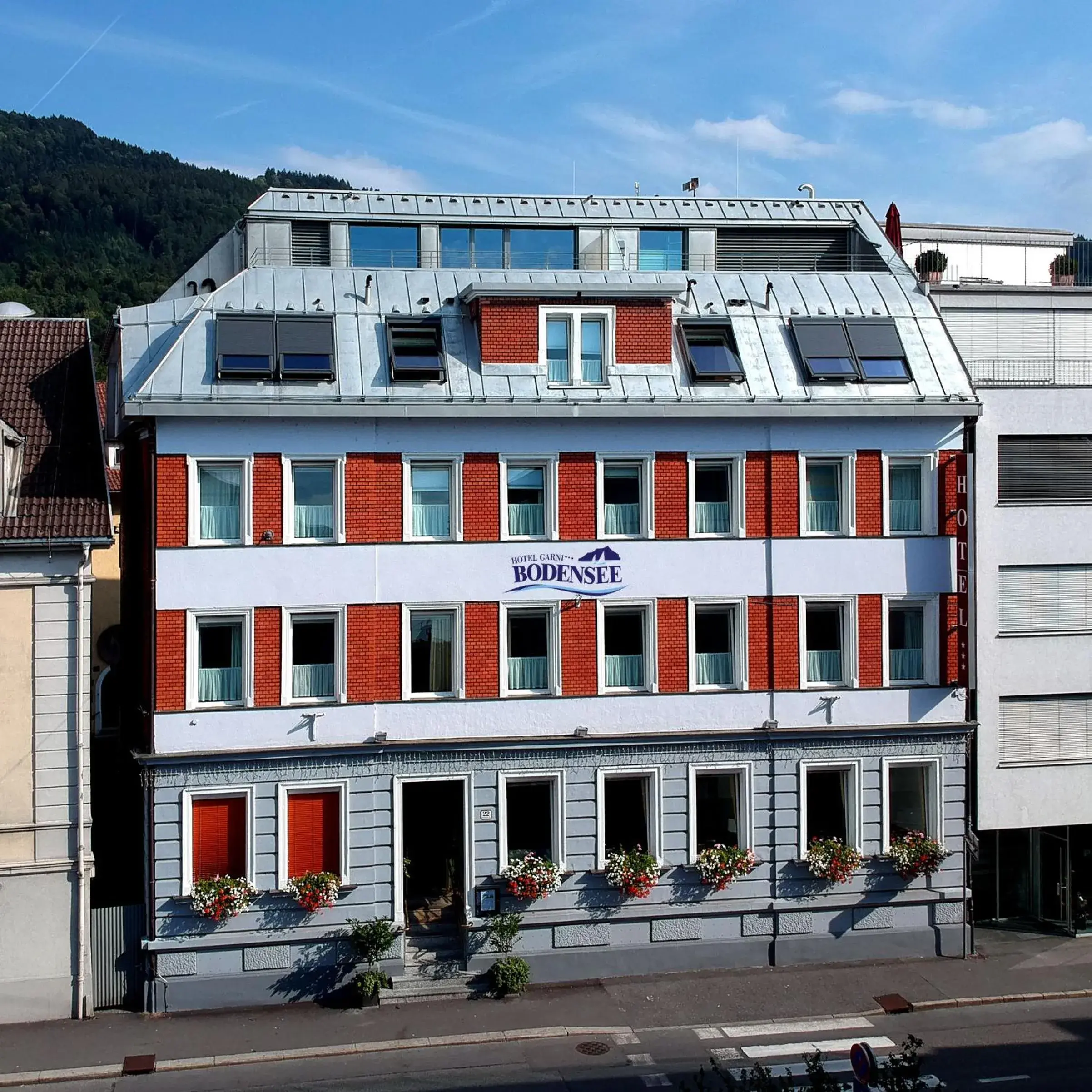 Facade/entrance, Property Building in Hotel Garni Bodensee