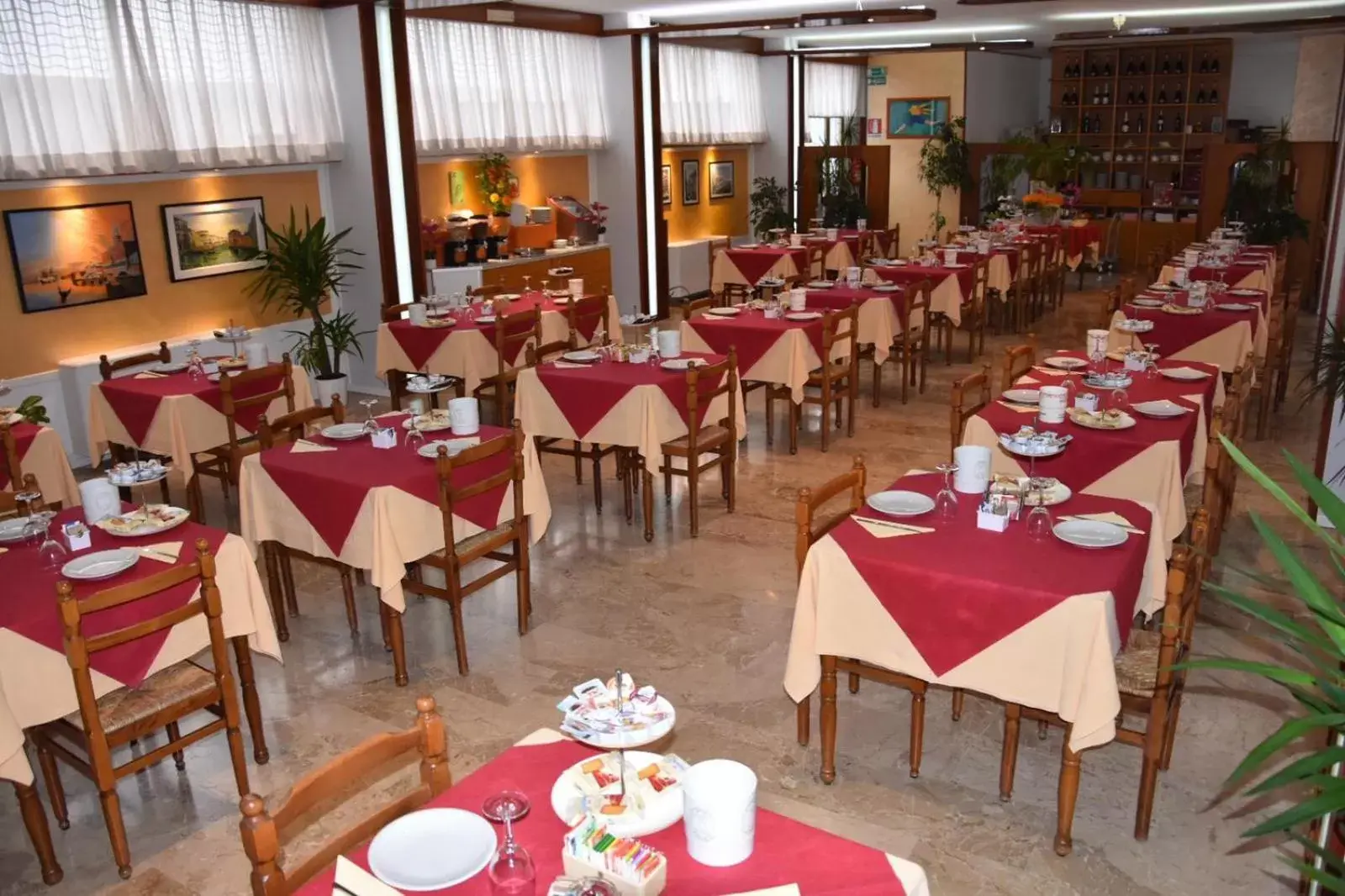 Restaurant/Places to Eat in Hotel STELLA D'ORO