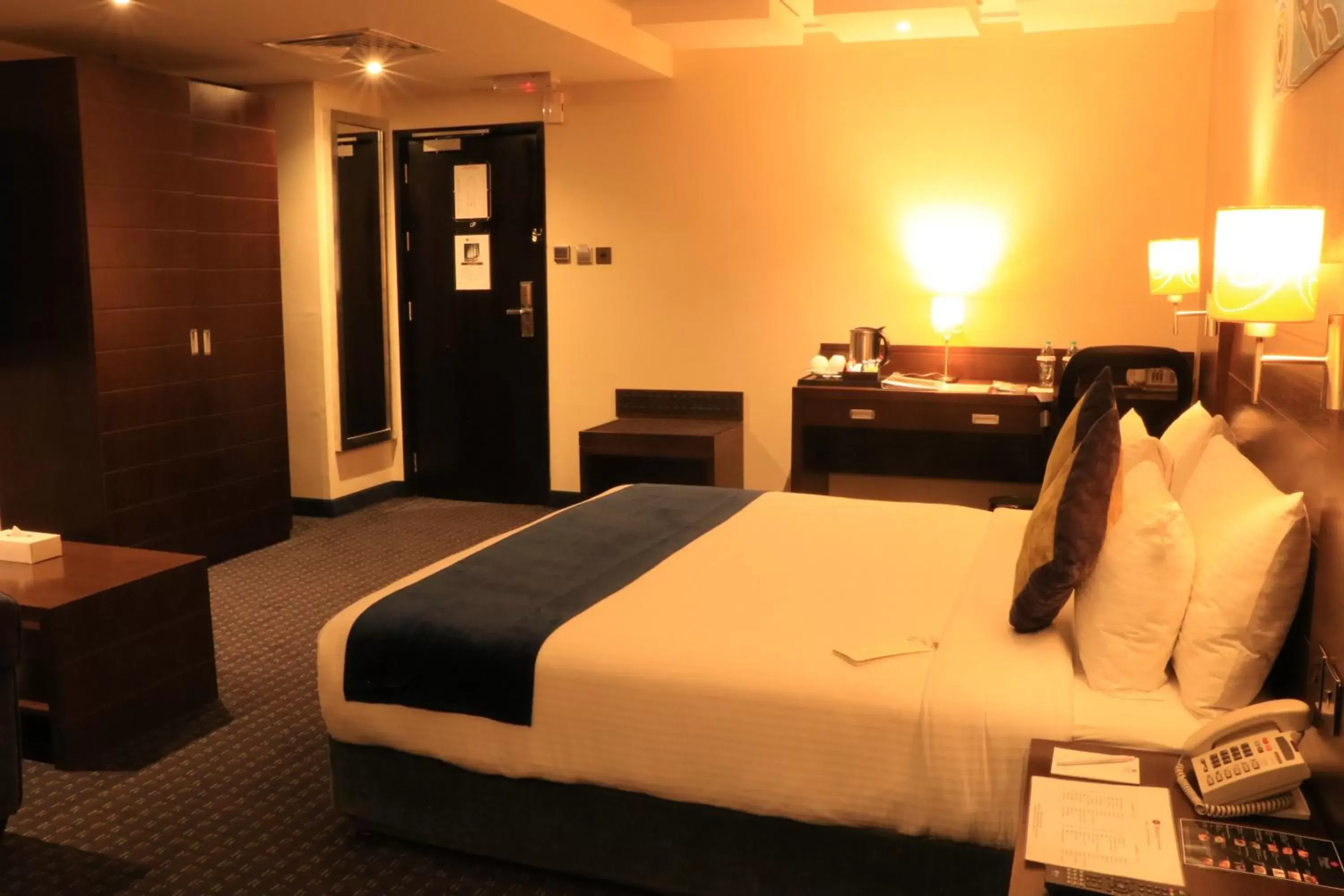 Bedroom, Bed in Best Western Premier Muscat