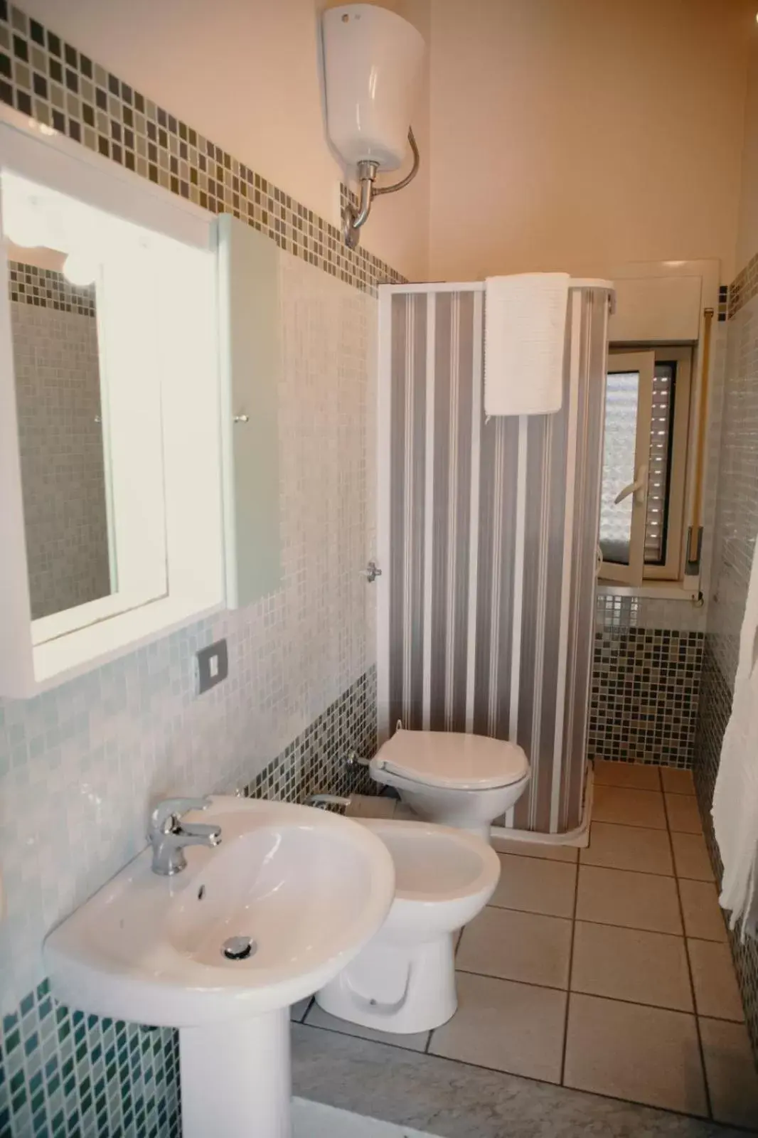 Bathroom in Halykos Hotel
