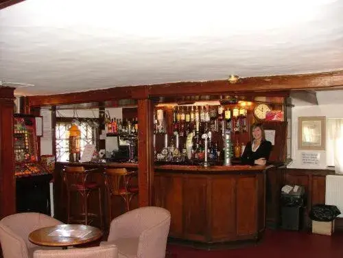 Staff, Lounge/Bar in Roebuck Inn