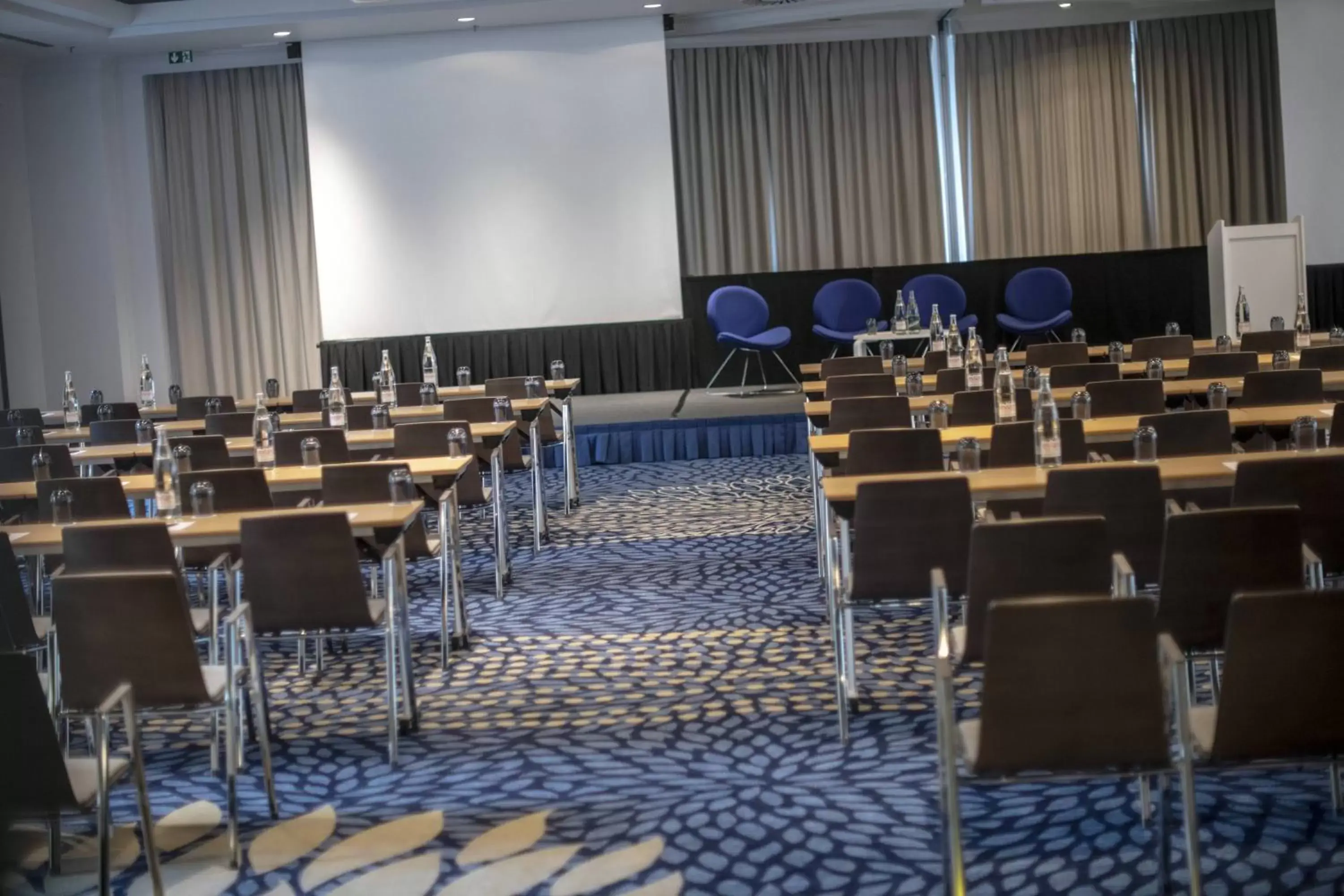 Meeting/conference room in Renaissance Brussels Hotel