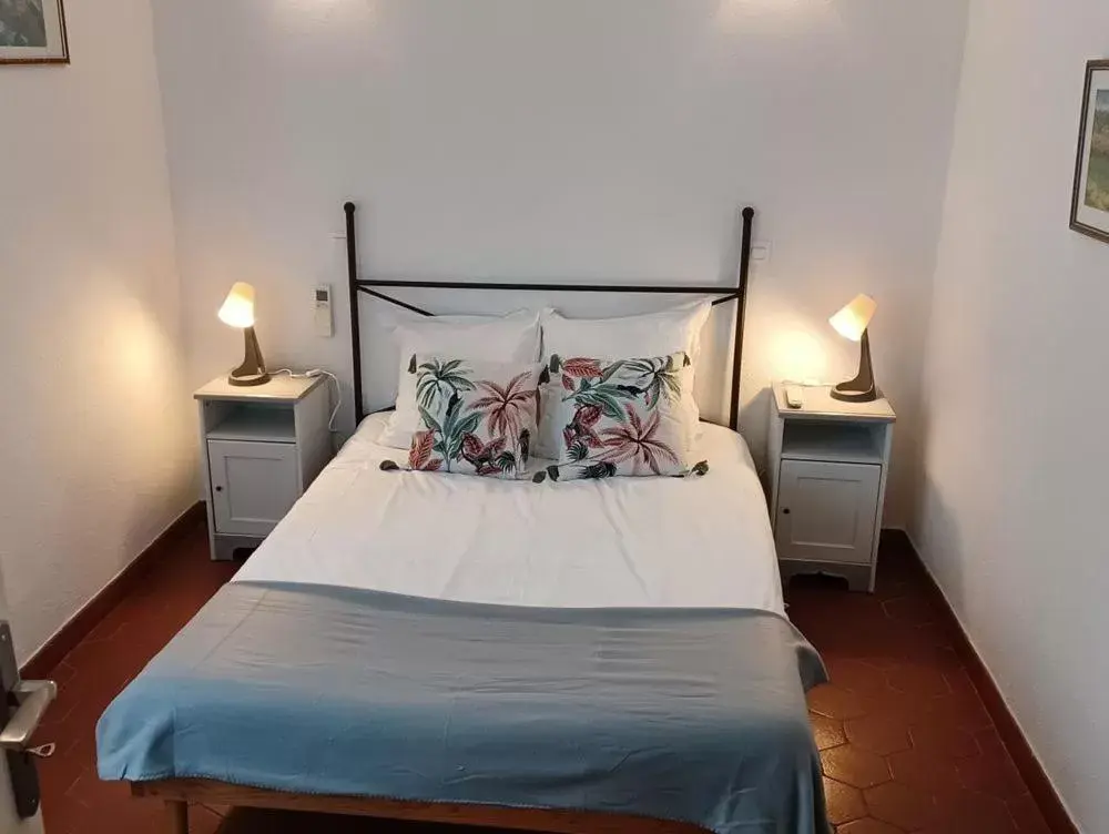 Bed in Hôtel Bel Valen