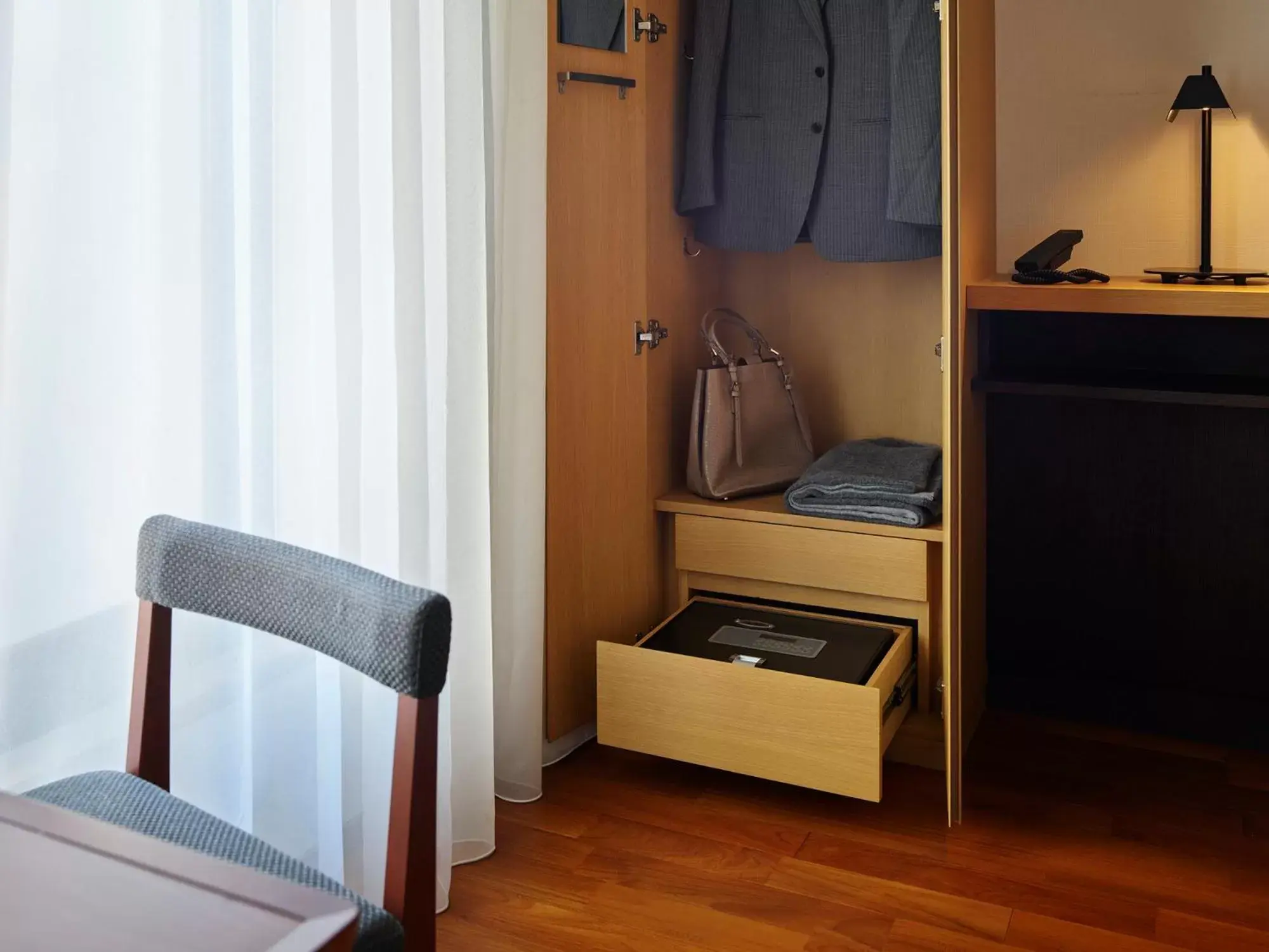 Photo of the whole room, Bathroom in Mitsui Garden Hotel Osaka Premier