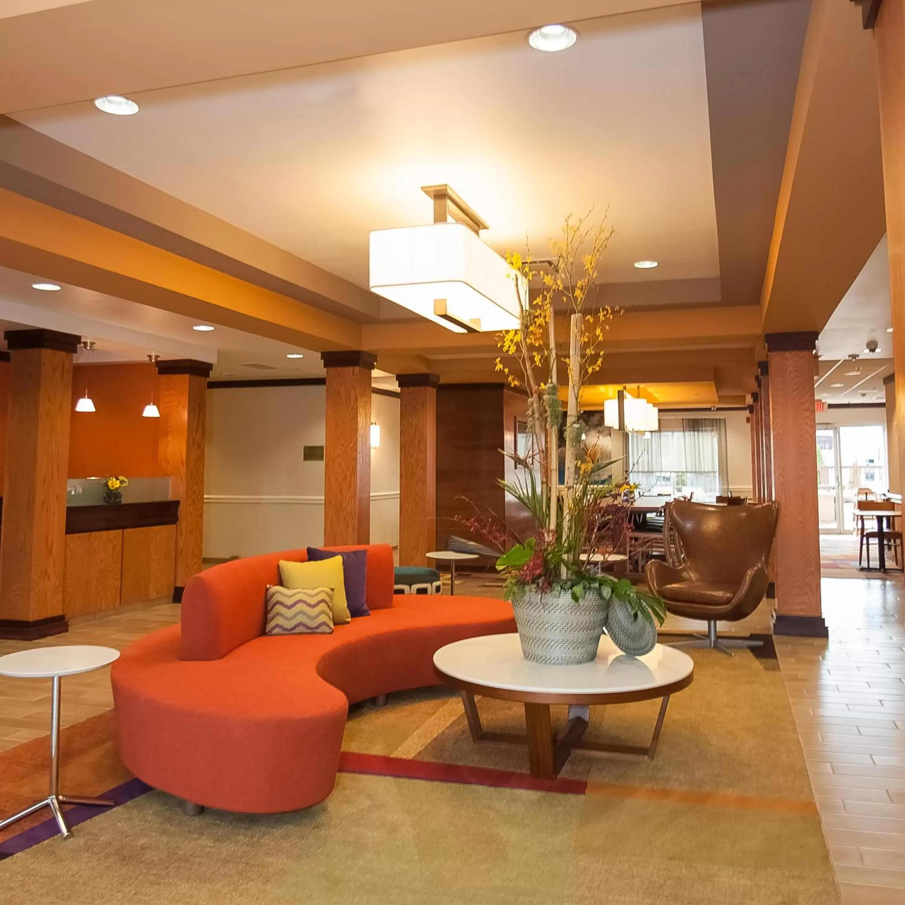 Seating area, Lobby/Reception in Comfort Inn & Suites South Akron