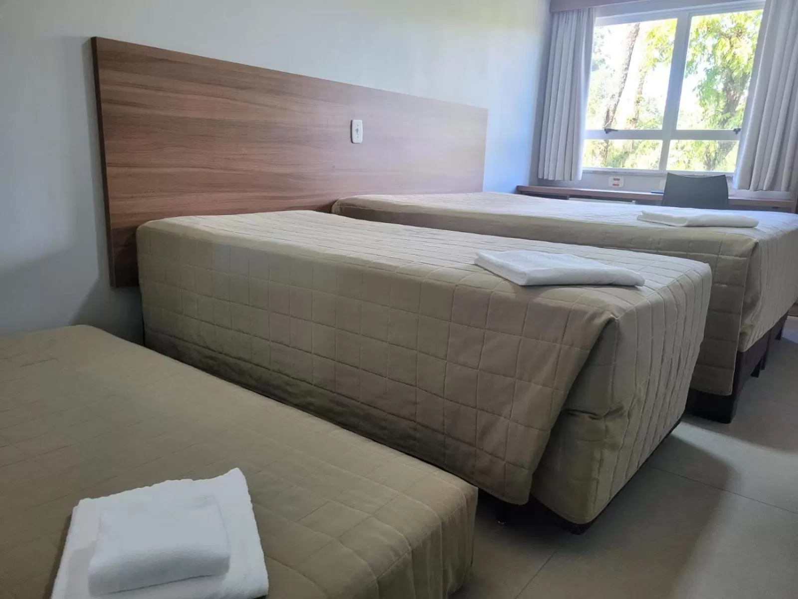 Photo of the whole room, Bed in Vallér Montanha Hotel