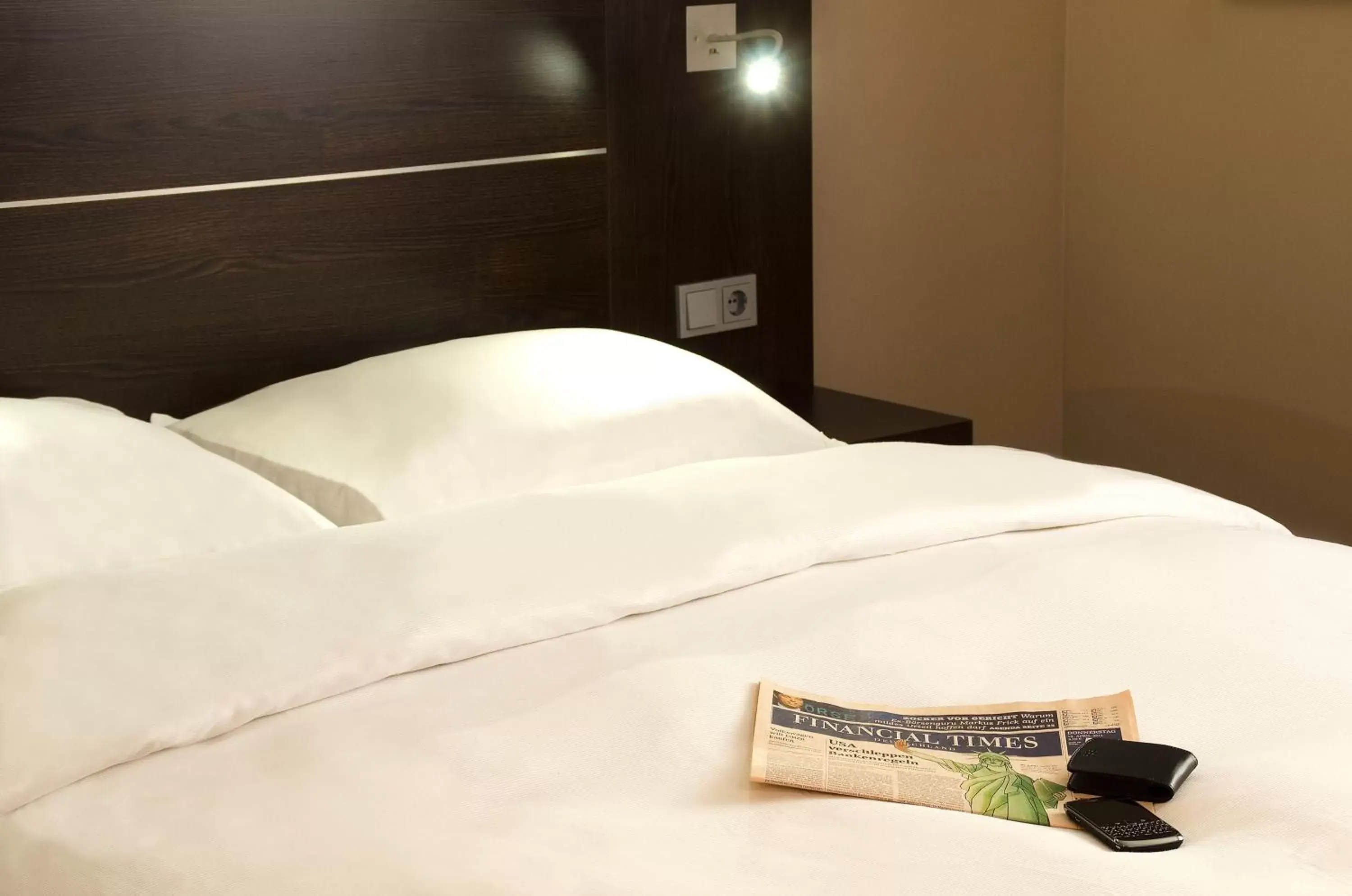 Decorative detail, Bed in Mercure Hotel Hamm Decorative detail, Bed in Mercure Hotel Hamm