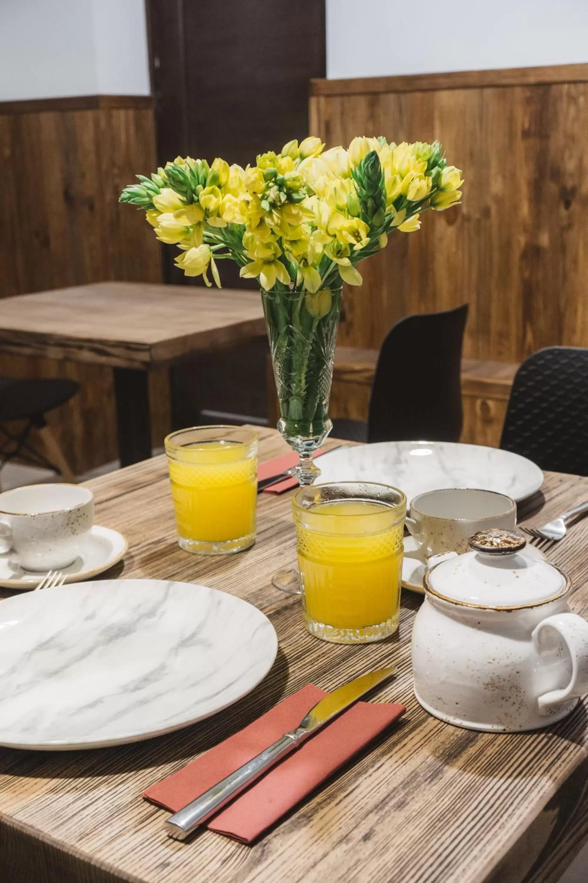 Food and drinks in Potemkinn Hotel