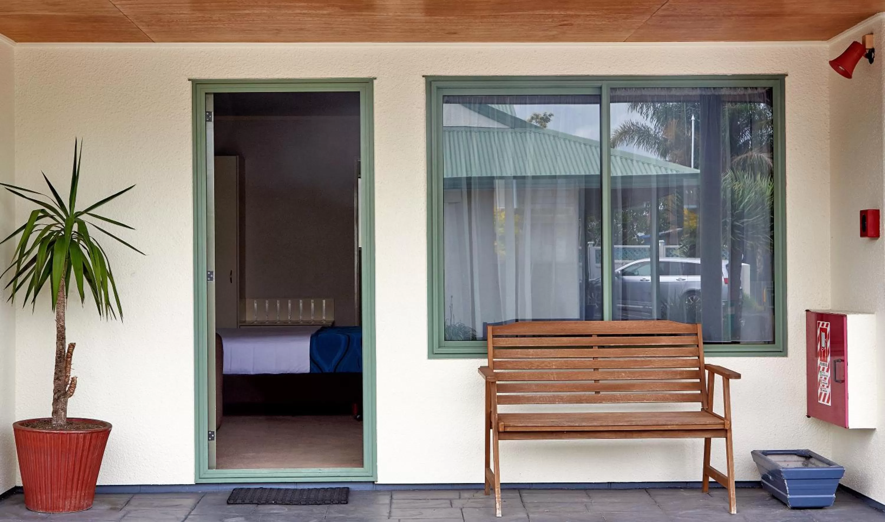 Patio in Barringtons Motor Lodge