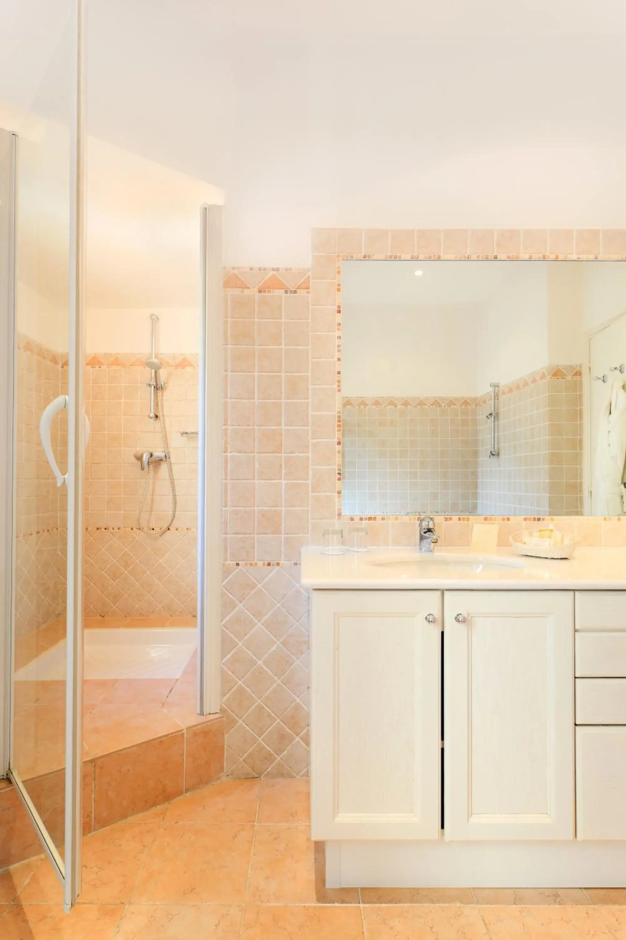 Shower, Bathroom in Hotel Le Grimaldi by Happyculture