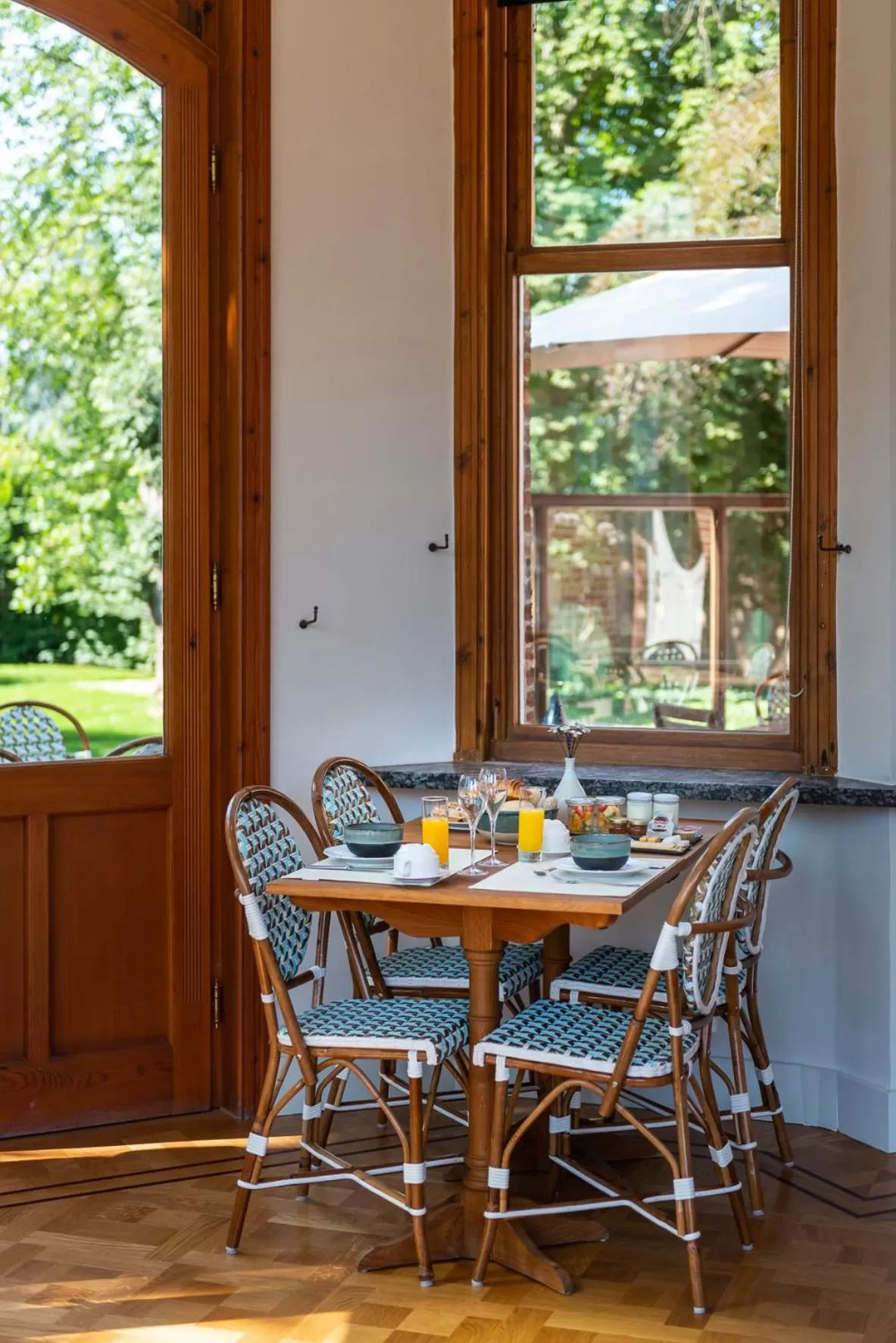 Breakfast in Boutique hotel Shamon