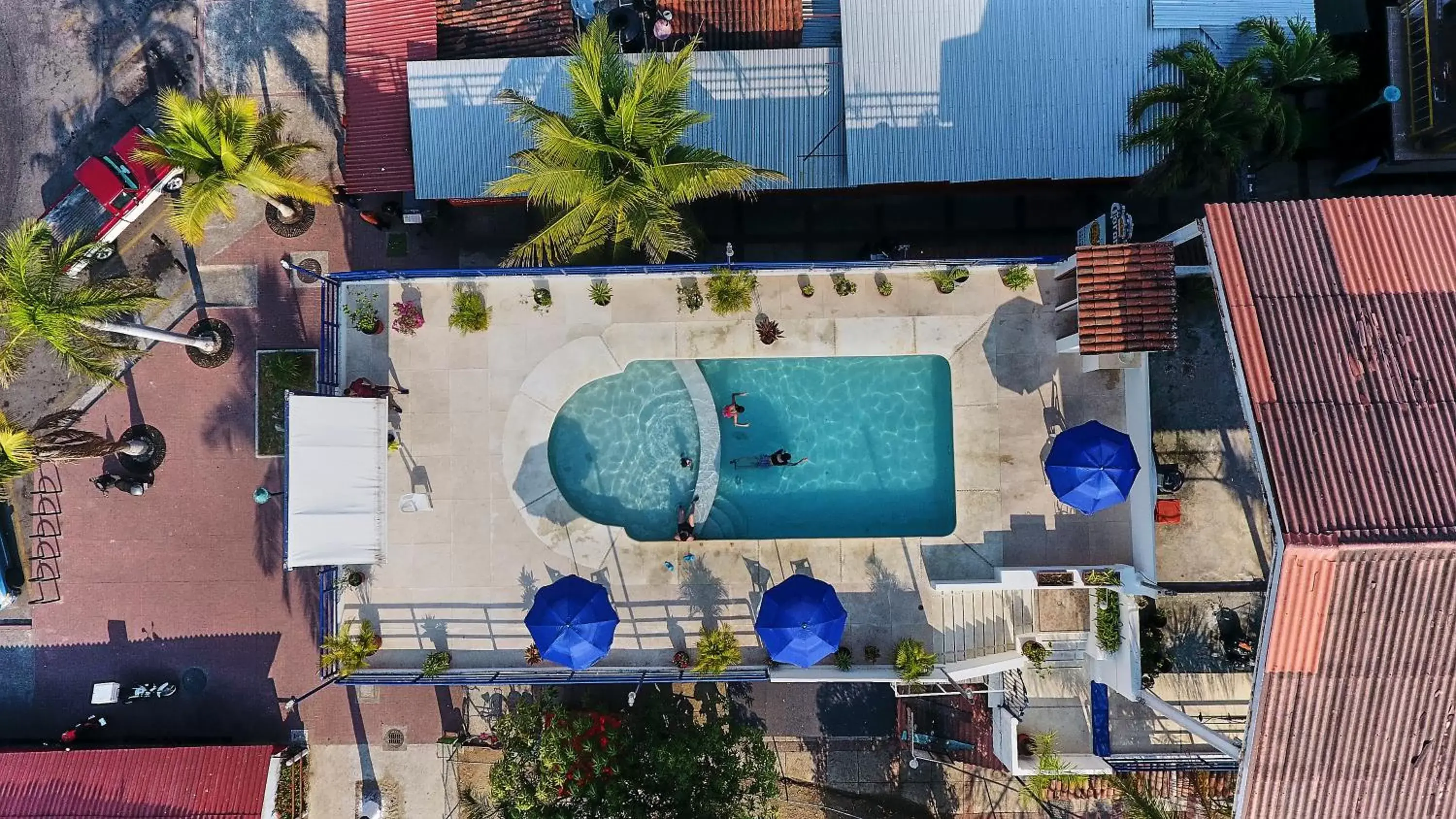 Swimming pool, Bird's-eye View in Hotel Suites Ixtapa Plaza