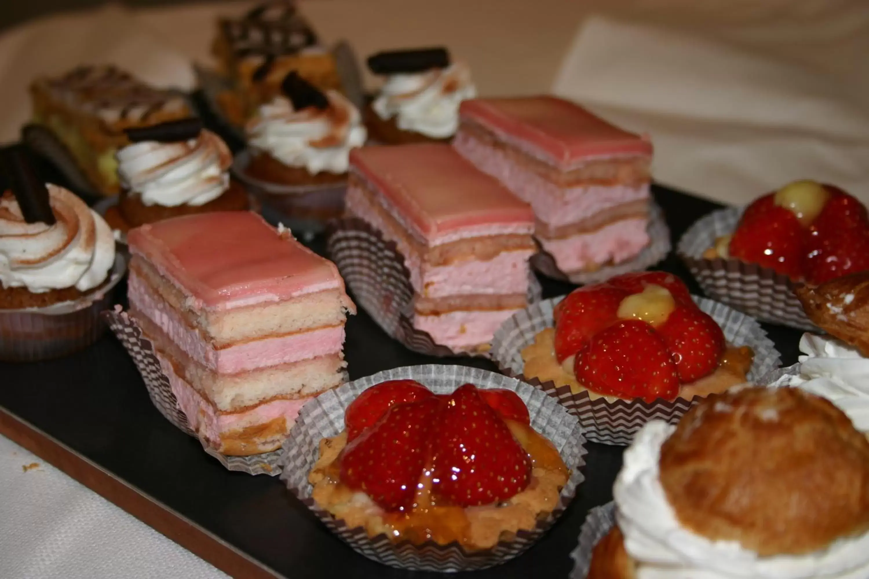 Food and drinks in Castel Vecchio Food and drinks in Castel Vecchio