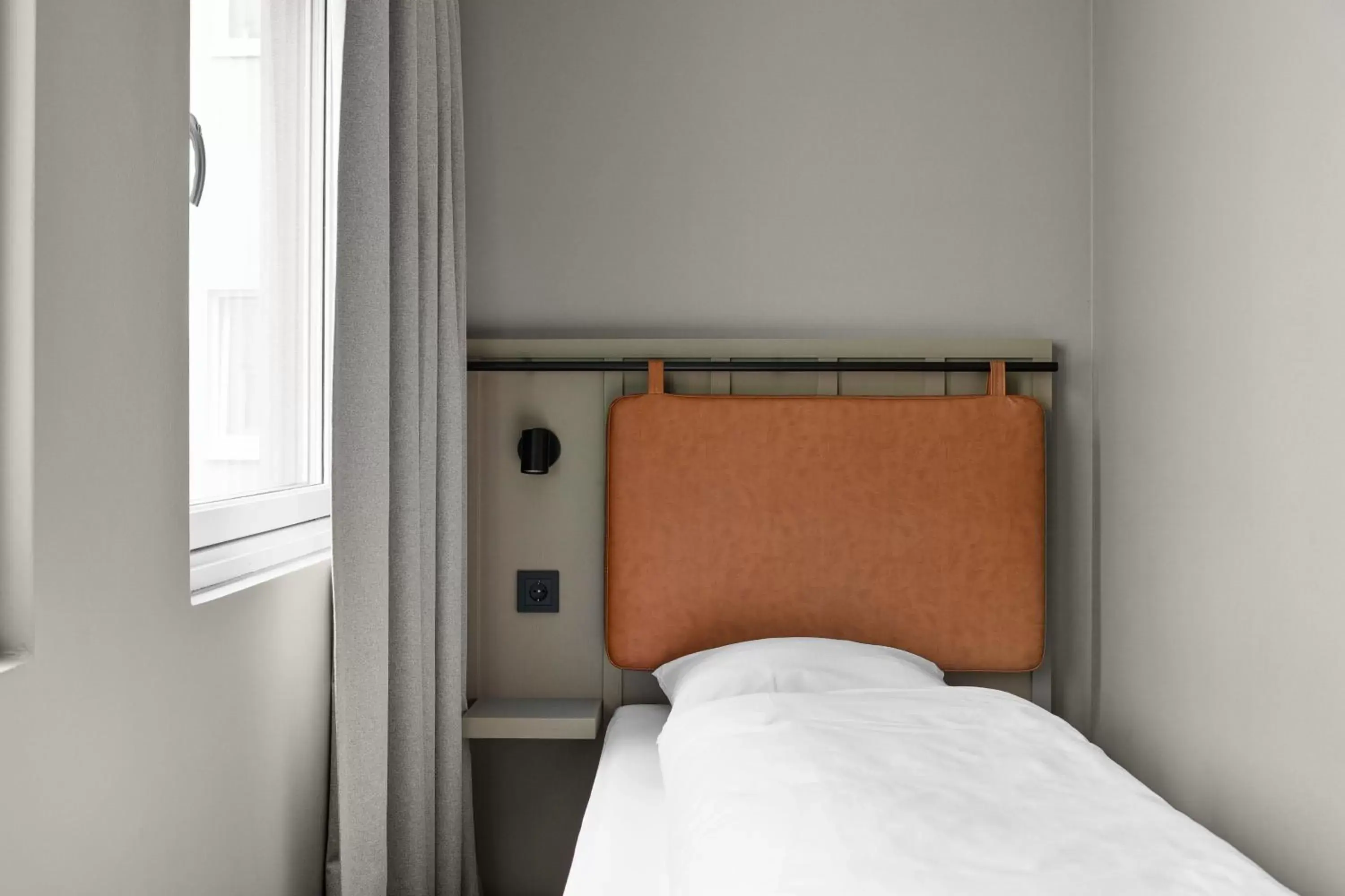 Bedroom, Bed in Comfort Hotel Børsparken