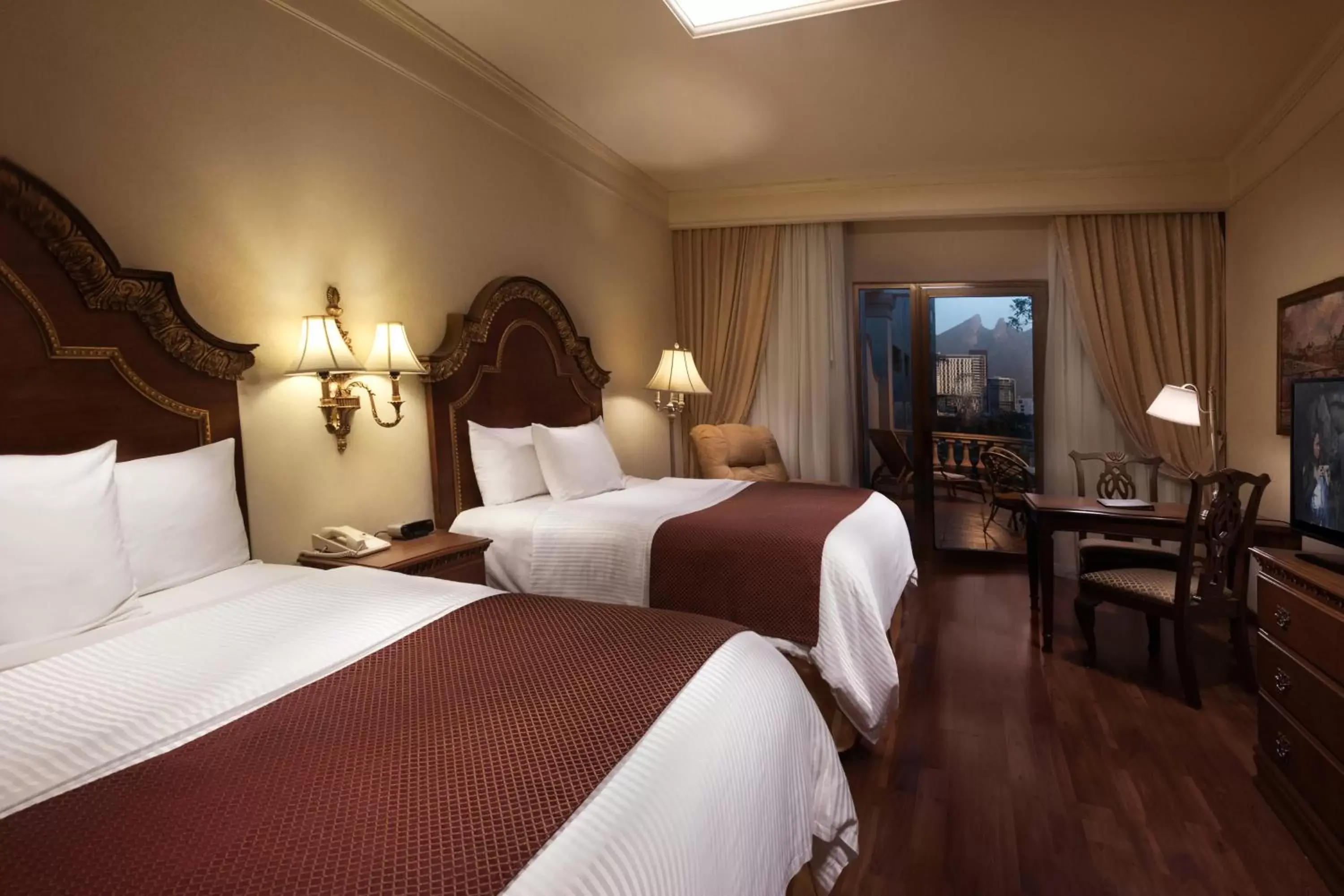 Photo of the whole room, Room Photo in Safi Royal Luxury Valle