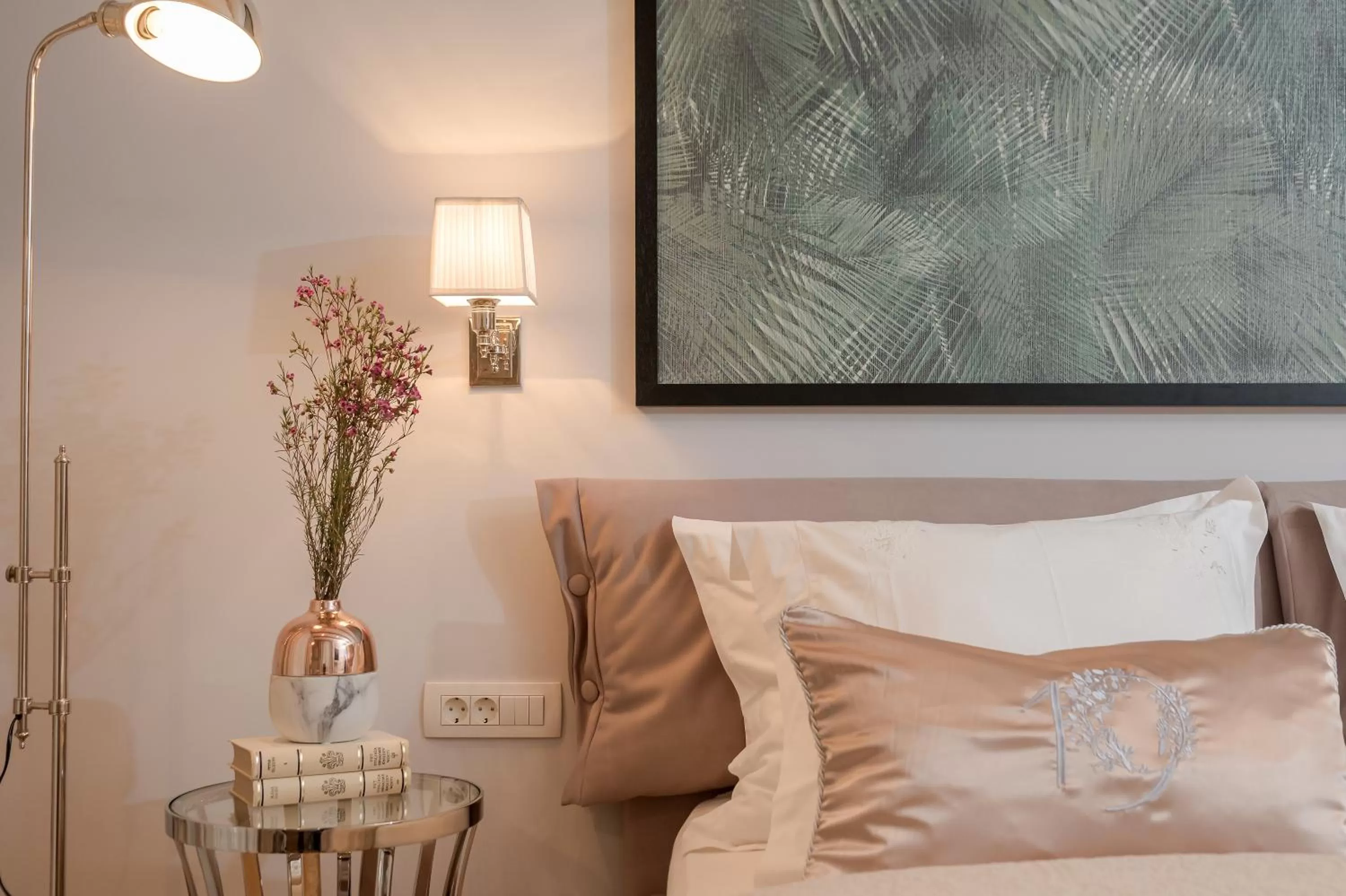 Bed in Heritage Hotel 19