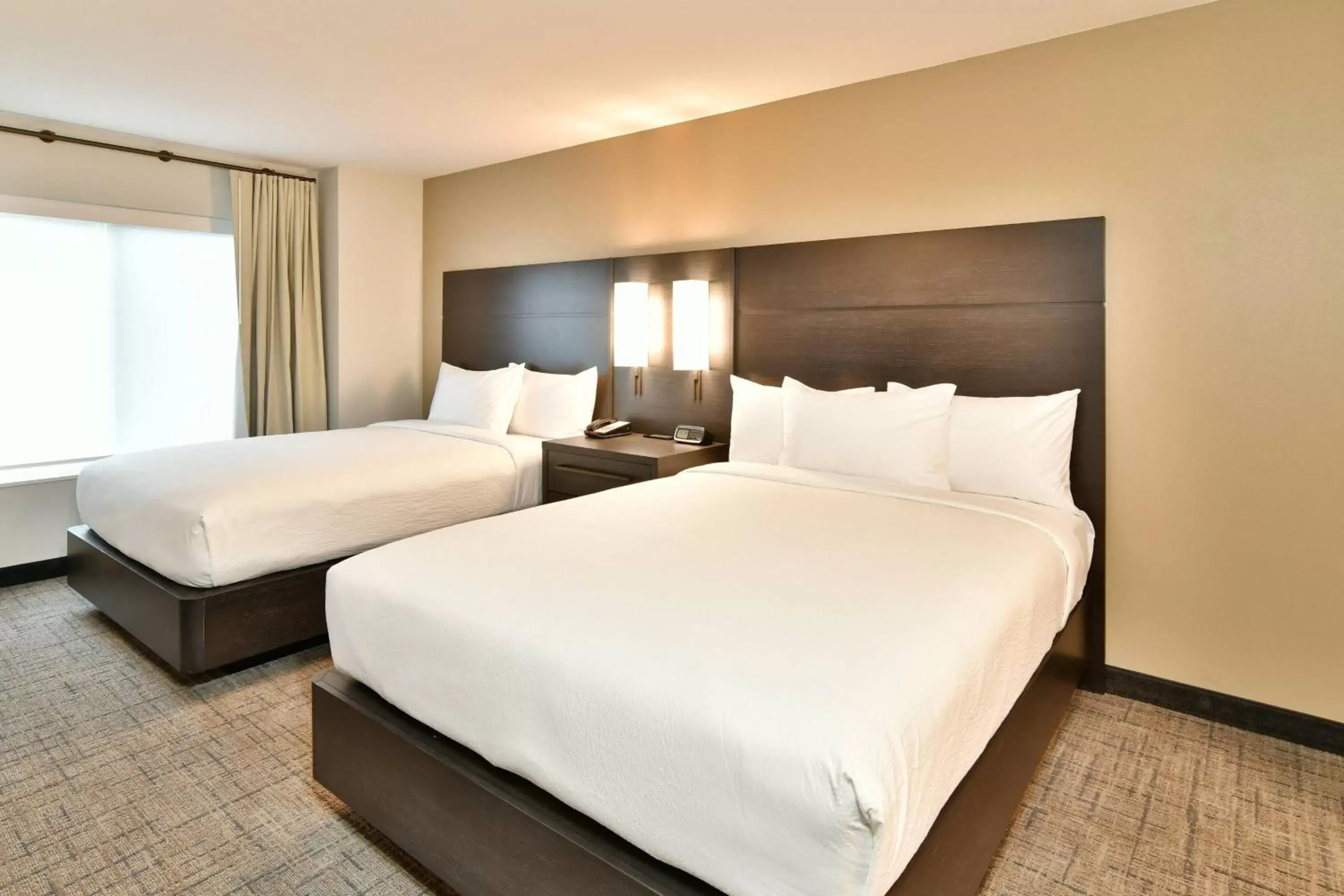 Bedroom, Bed in Residence Inn by Marriott Eau Claire