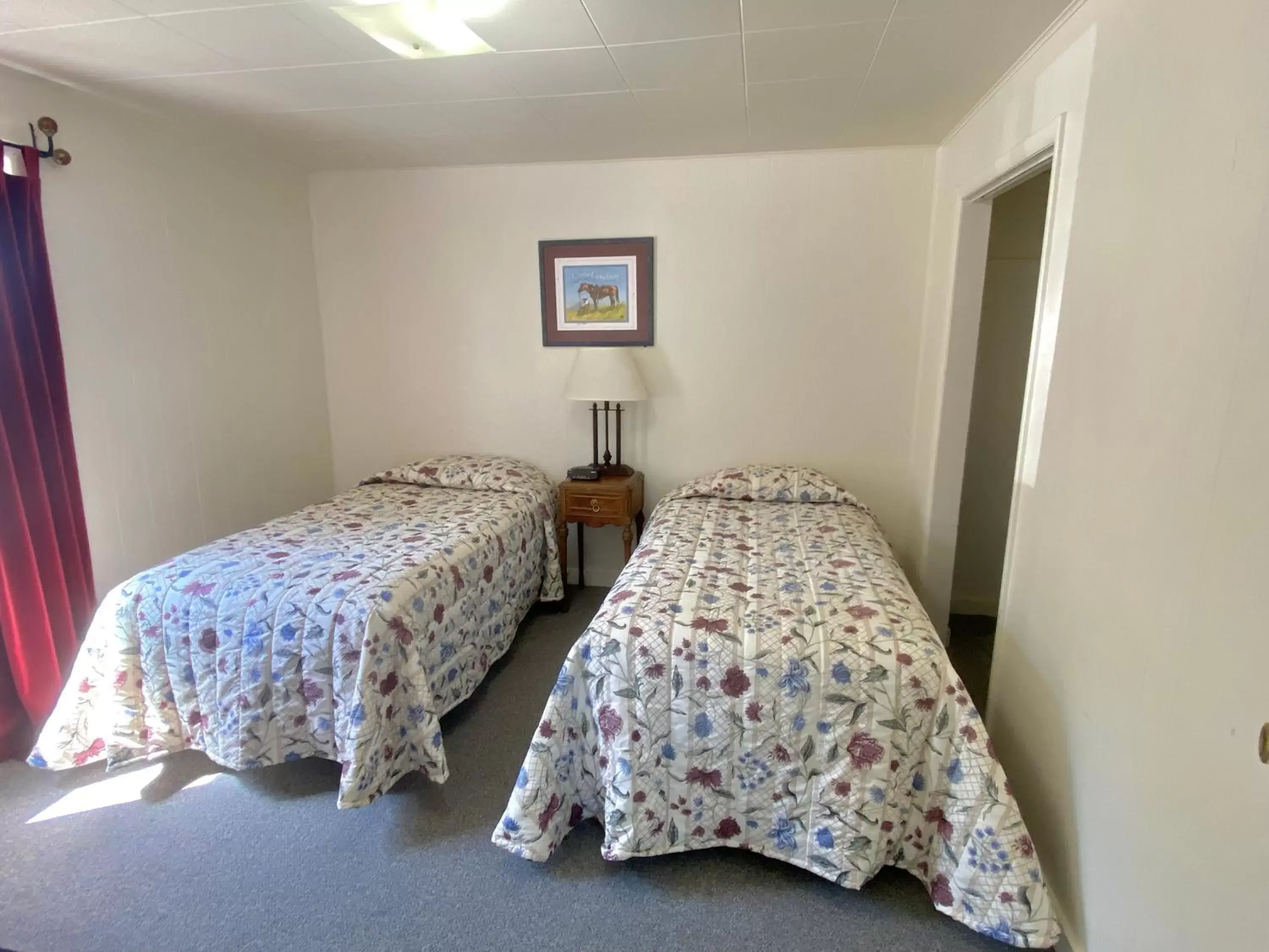 Bedroom, Bed in Greybull Motel