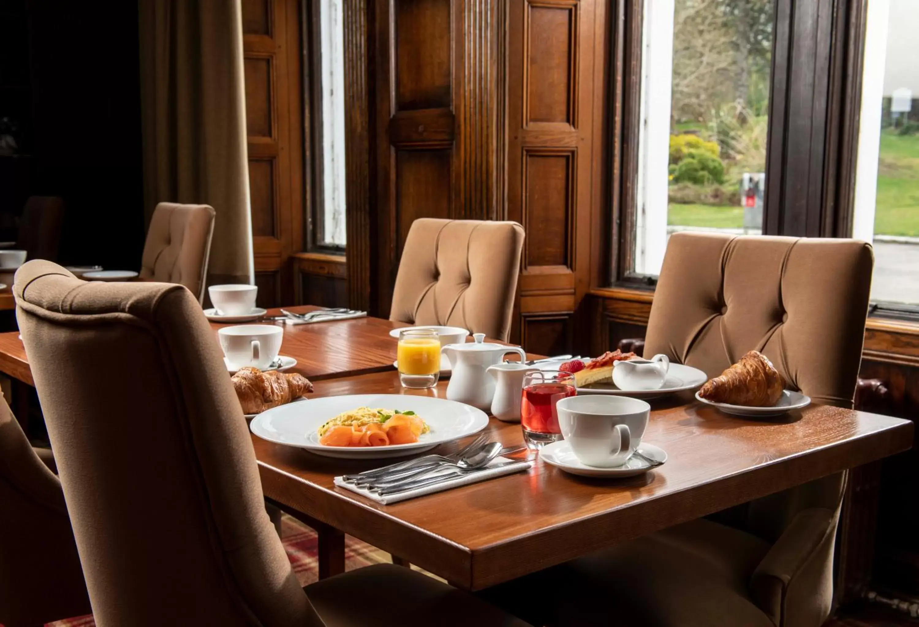 Breakfast in Skeabost House Hotel Breakfast in Skeabost House Hotel